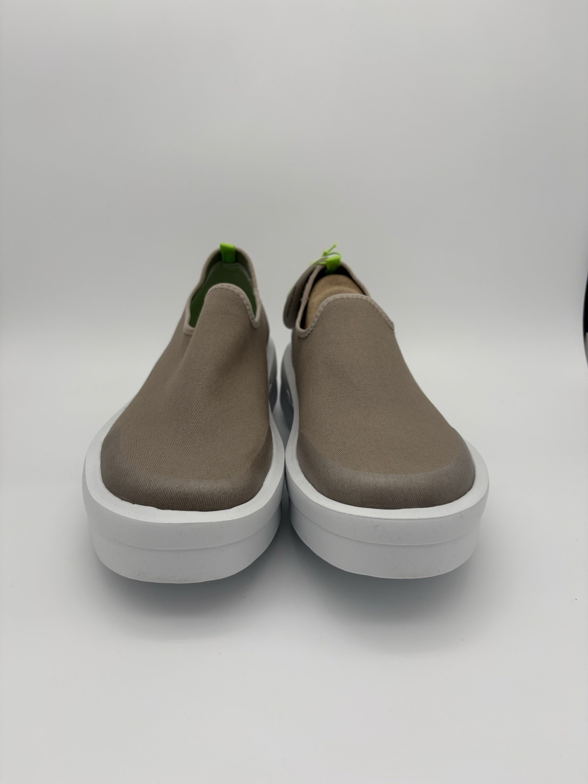 NIB OOFOS OOMEGA EEZEE LOW WOMEN’S SIZE 10 COMFORT SLIP ON SHOES NOMAD