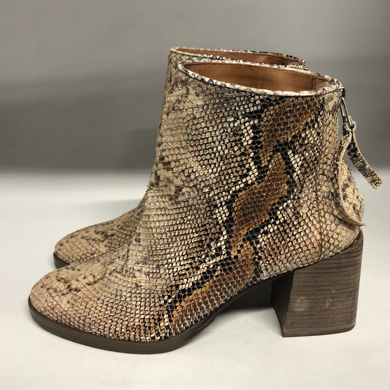 Golo Laredo Snake Print Boot Women’s Size 8.5 Medium