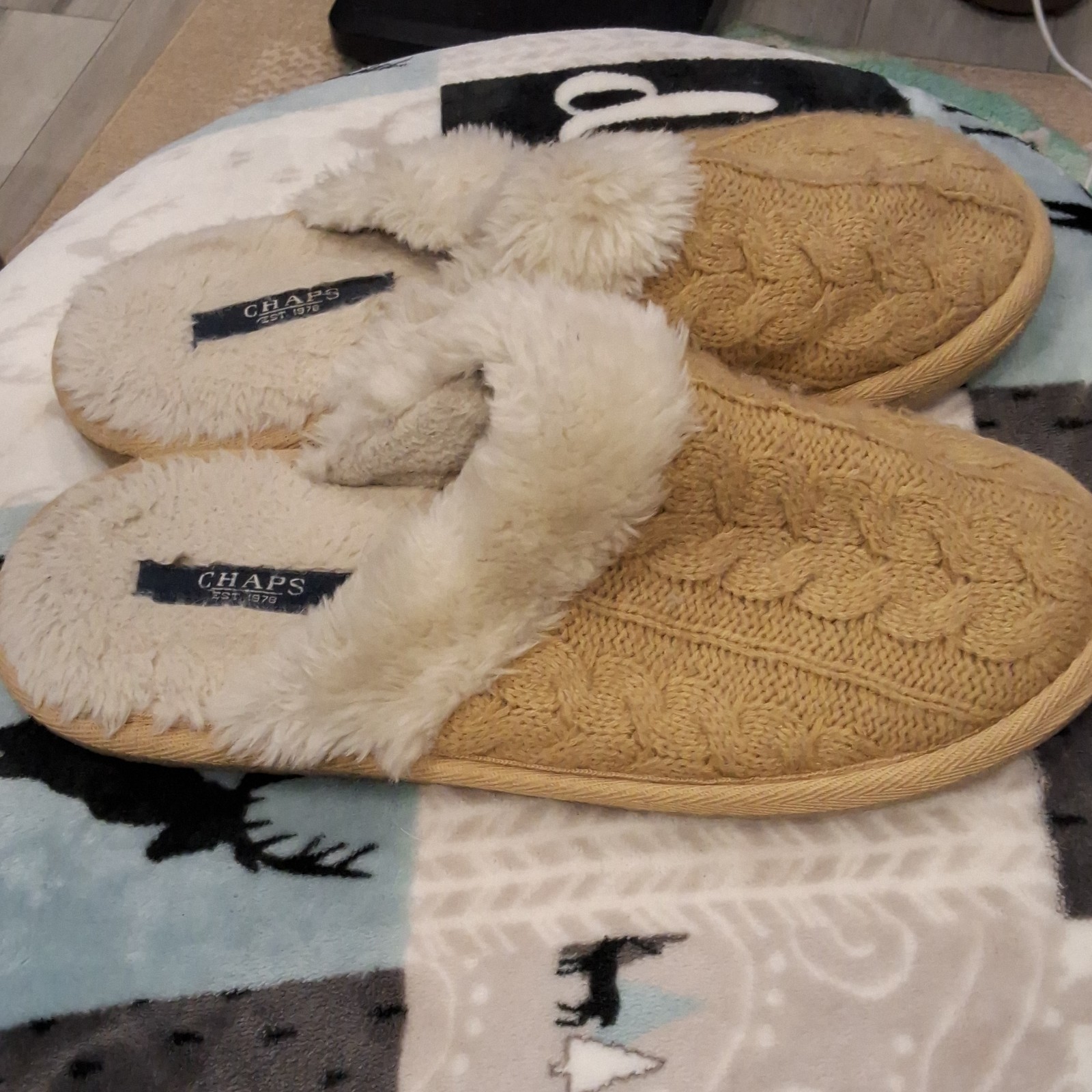Chaps Women’s Cable Knit Mule Slippers Faux Fur Lined Beige/Ivory US 10 Rubber