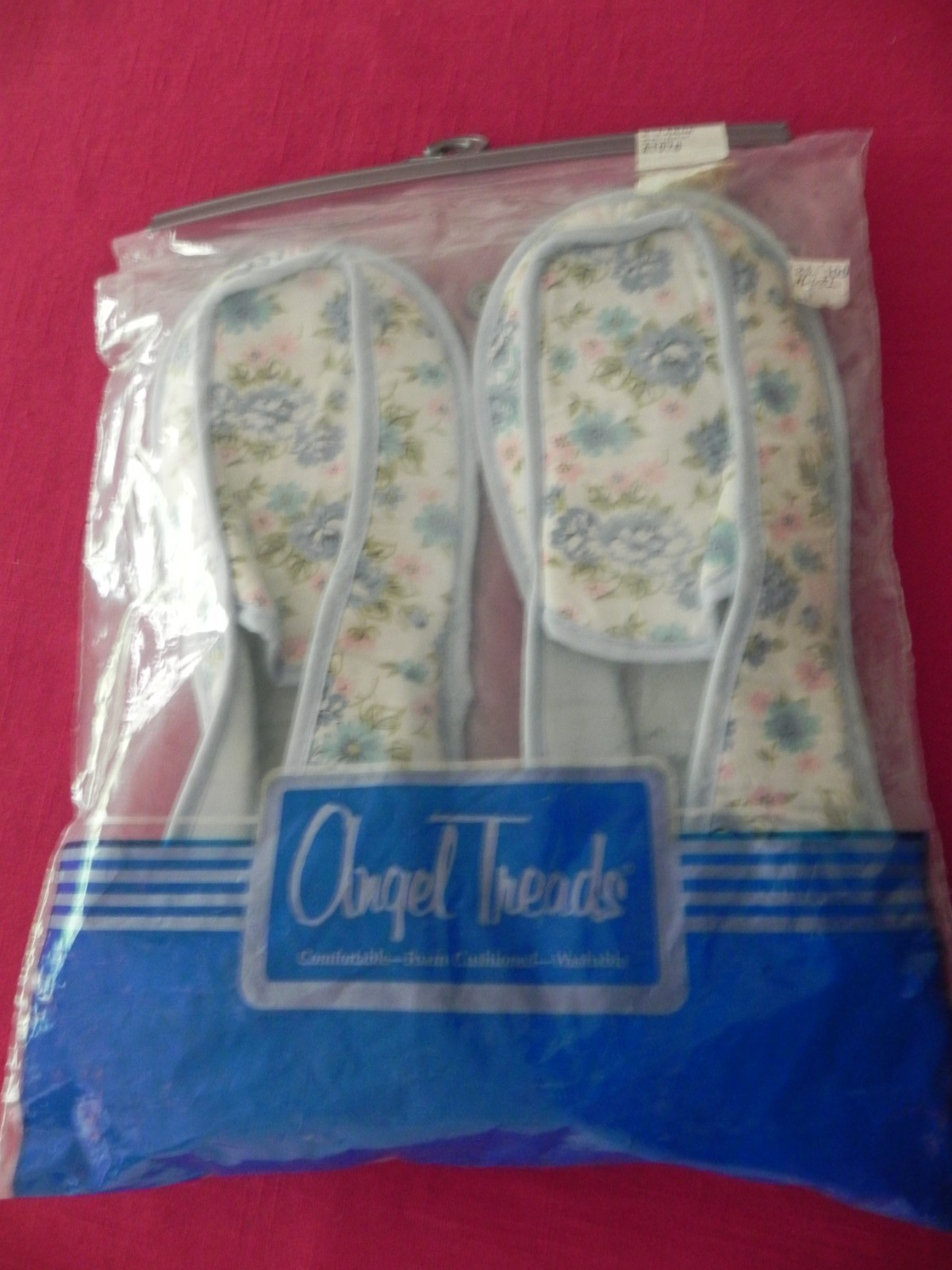 Vintage Women’s Angel Treads Slippers, Blue, EX Large, 9.5-10.5 Original Package