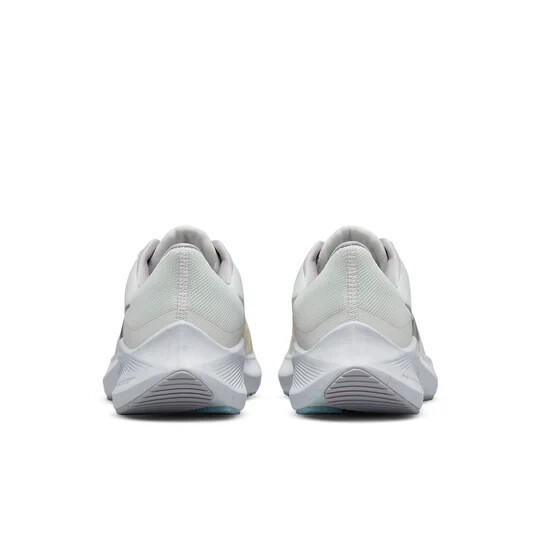 Nike Winflo 8 Premium Sneakers Womens Size 12 White & Silver Fabric DA3056-002