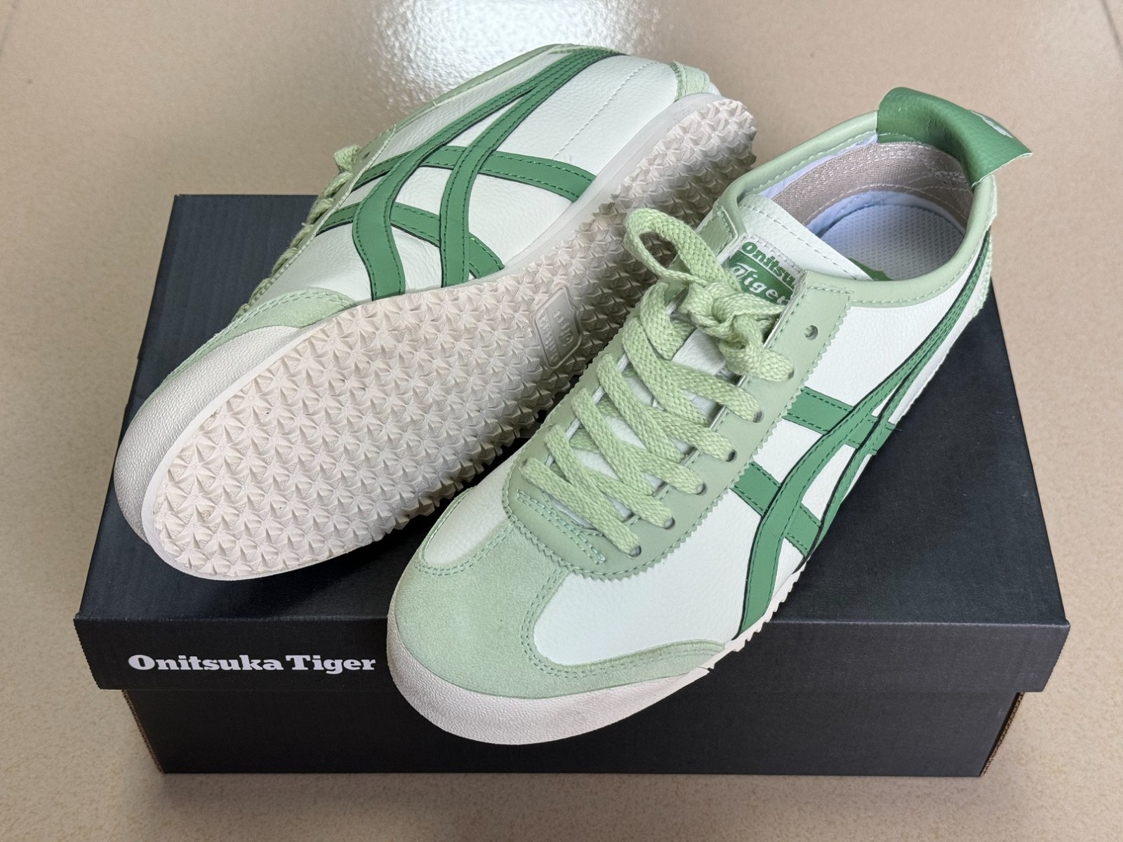 Onitsuka Tiger MEXICO 66 AIRY GREEN/VERDIGRIS GREEN Unisex Sneakers 1183A201-304