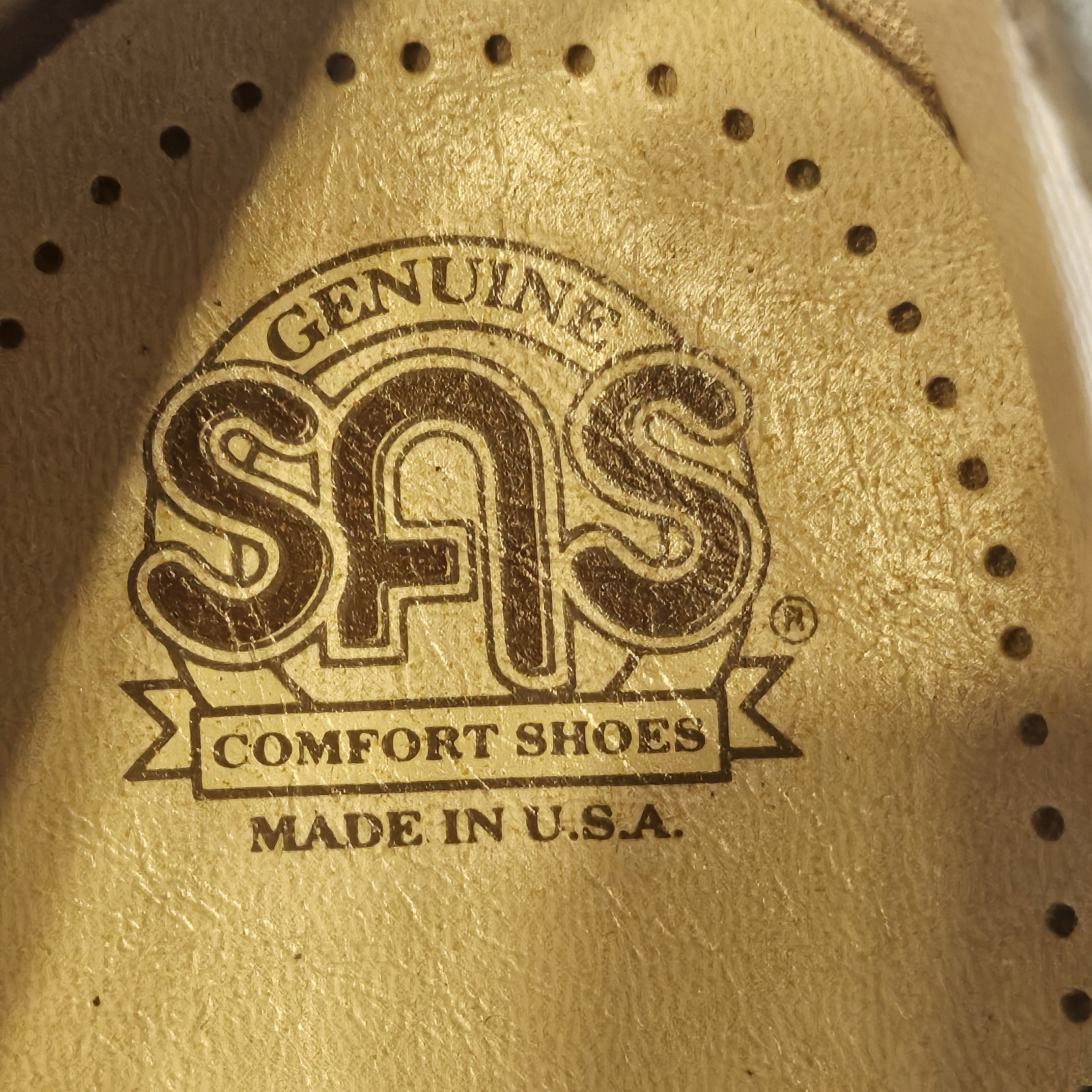 SAS Metalic Silver Slip On Loafers Women’s SZ 6M Comfort Casual Workwear Dressy