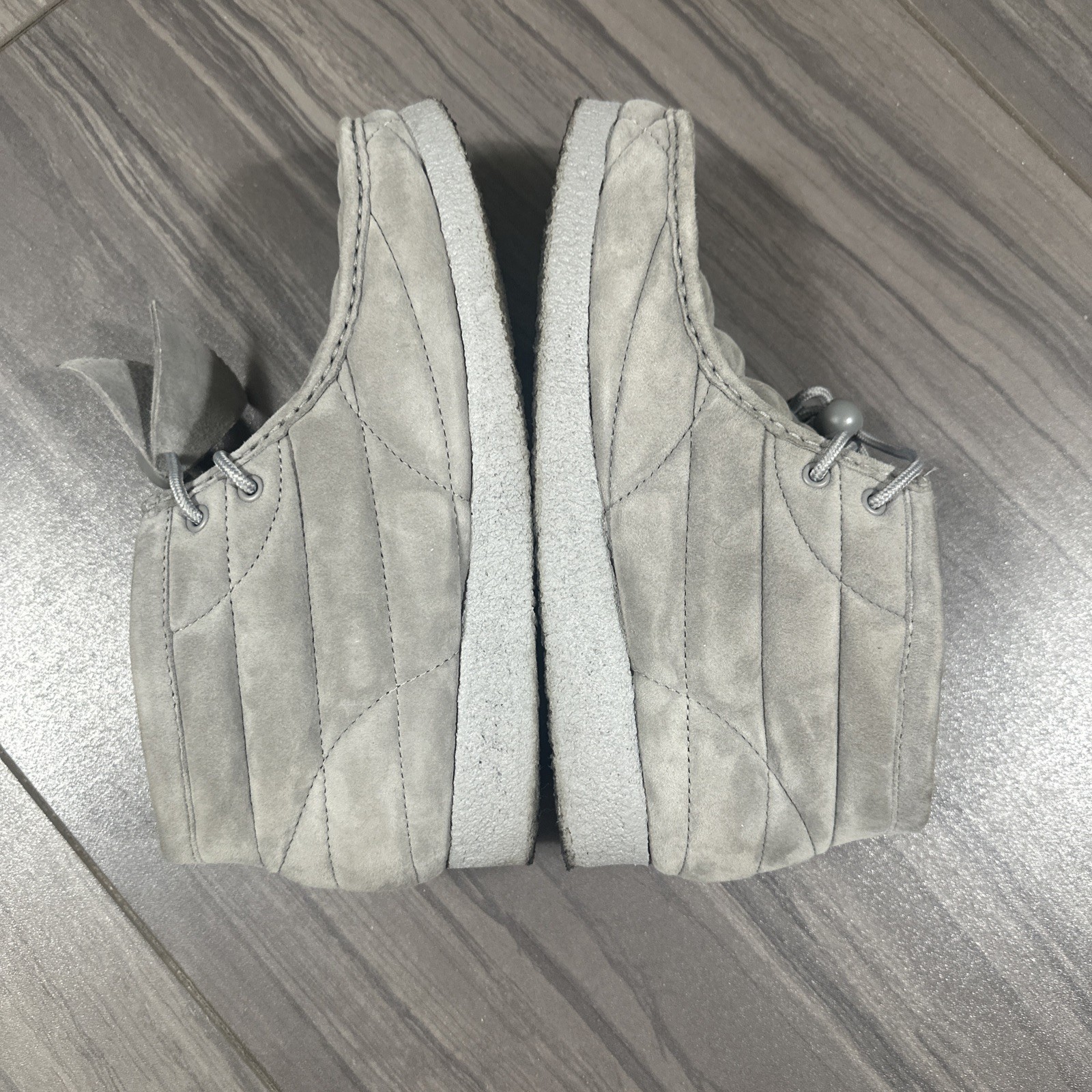 Clarks Wallabee Boot 26173231 Gray Suede Lace Up Chukkas Boots Women’s Size 9 M