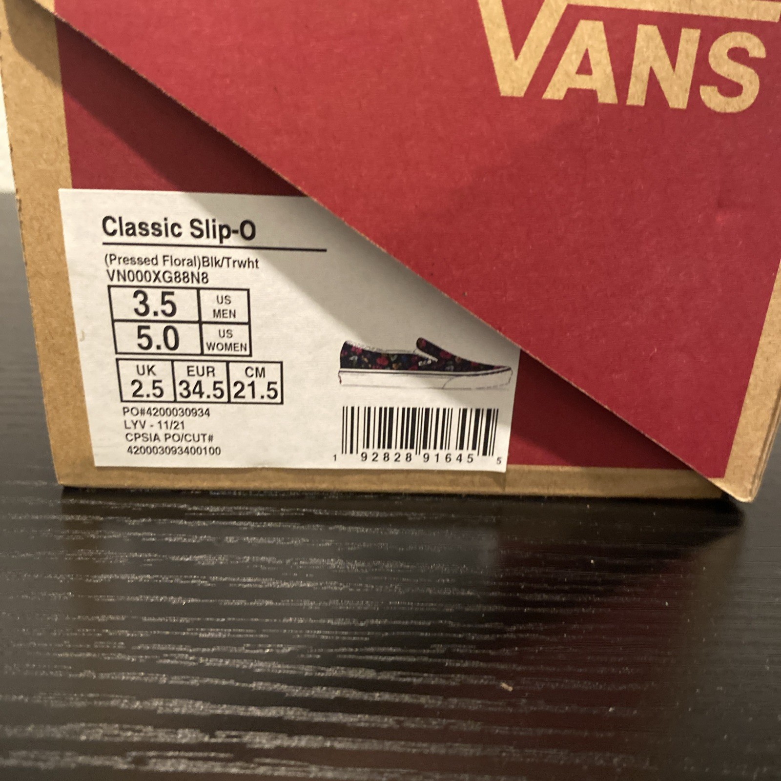 Vans Slip On – Pressed Floral- Size 5 Women US