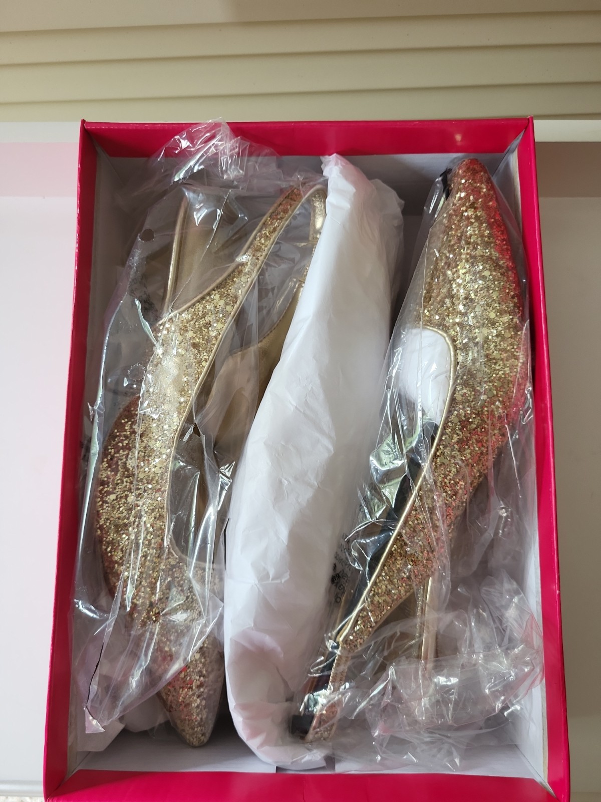 Lilly  Pulitzer Shaina GOLD GLITTER METALLIC Slingback KITTEN HEELS 8.5 NIB