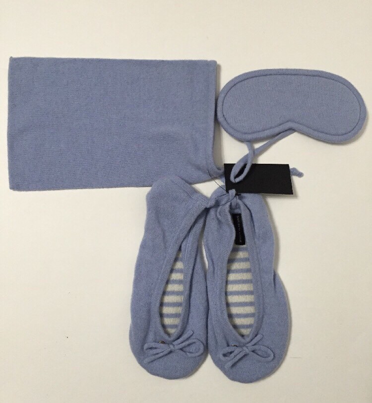 Saks Fifth Ave Womens Blue Cashmere Amenity Travel Kit Slippers Eye Mask Pouch