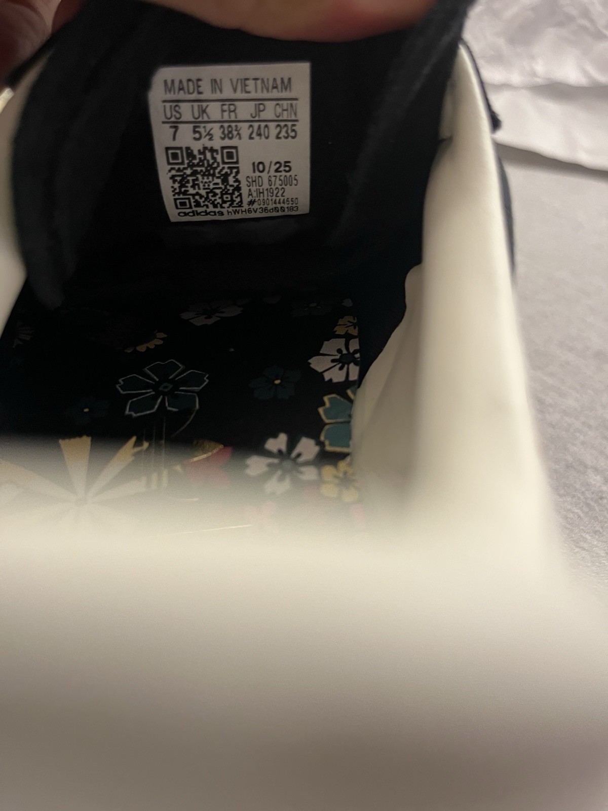 Adidas x Liberty London Gazelle Bold ‘Black Floral’ Women’s Show Size 7 IH1922