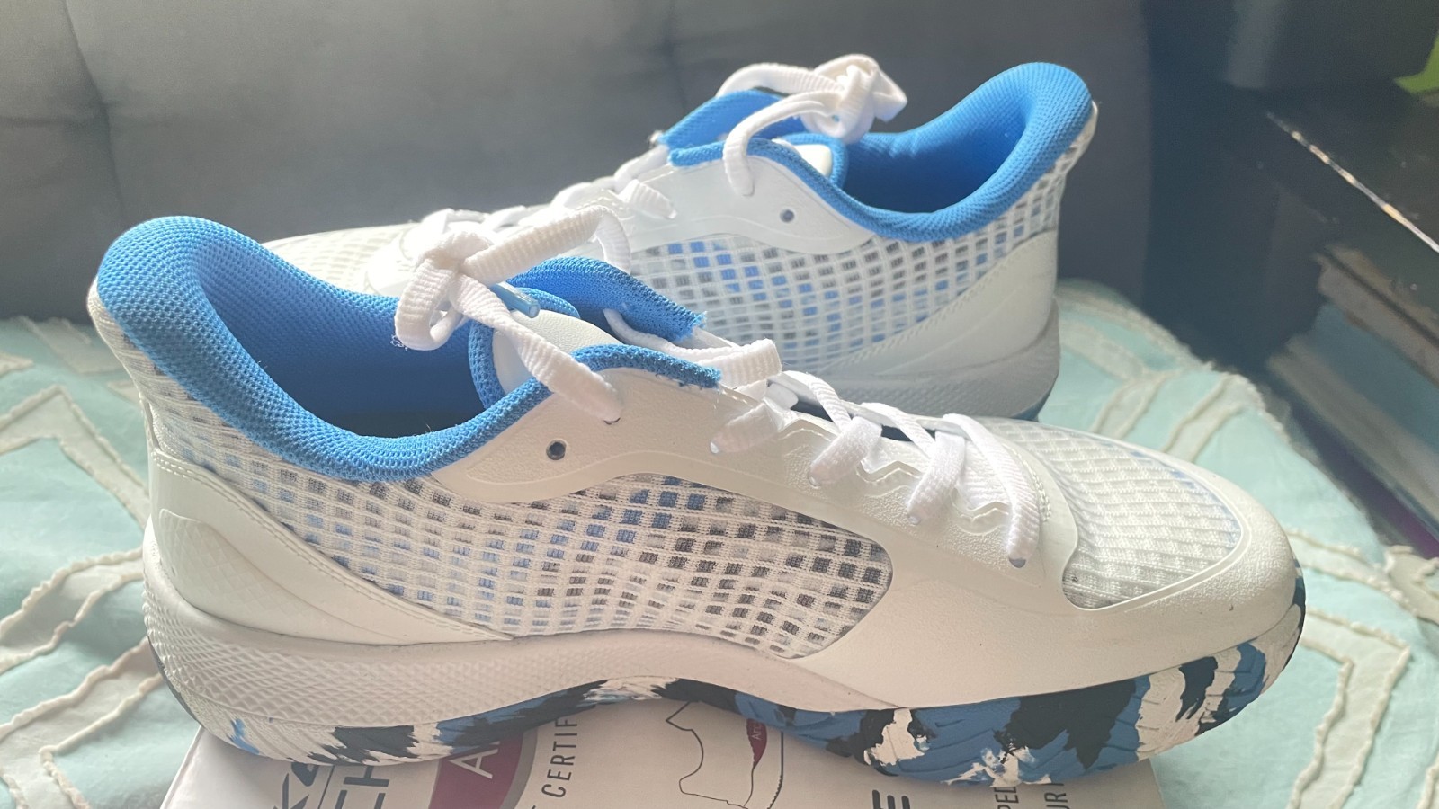 Womens Skechers Viper Court Pickleball Shoe- Size 7 Relaxed Fit – White/blue