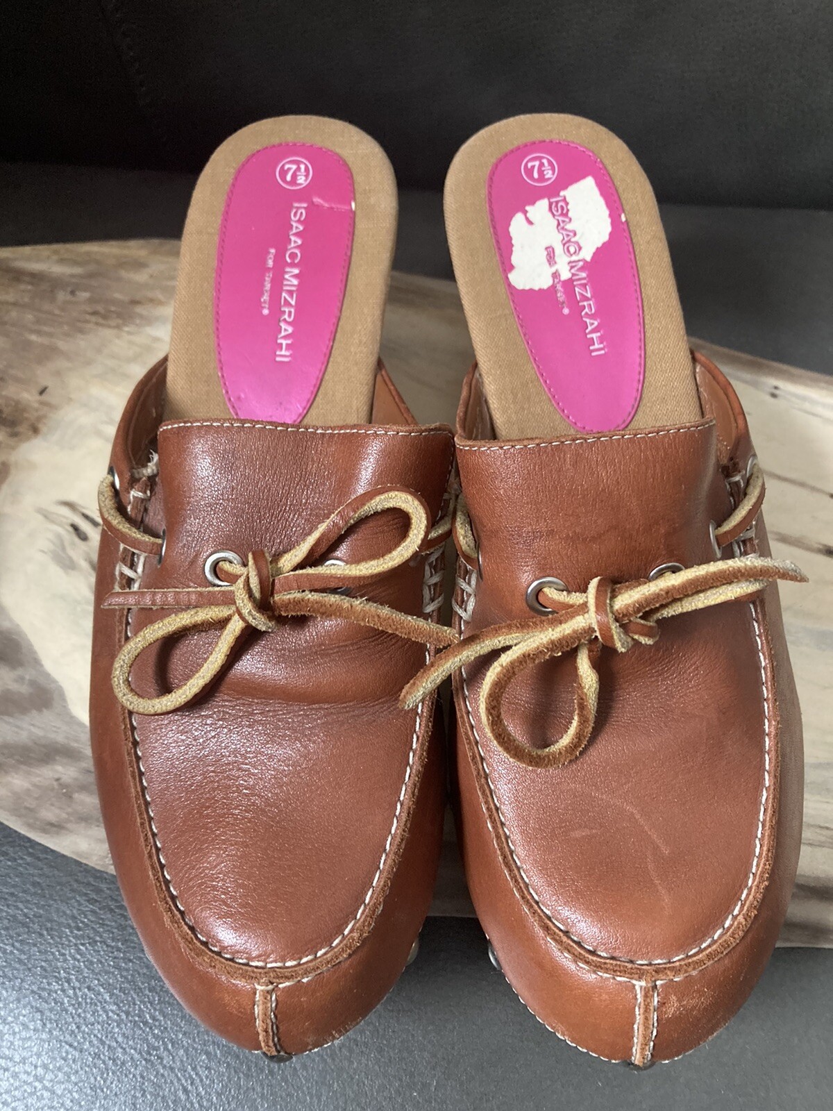 Vtg ISAAC MIZRAHI X TARGET Clogs Sz 7.5 Brown Leather 2.5” Heel Studs Bow LORI