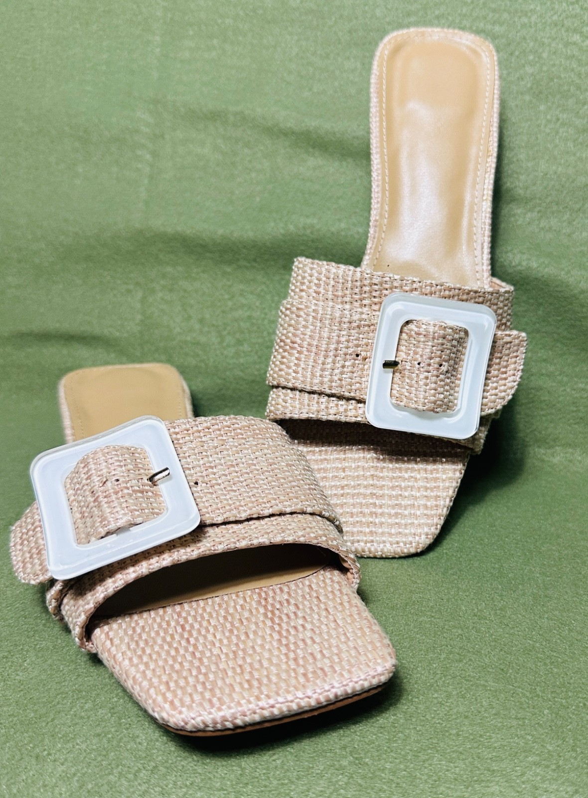 Raffia Woven style Sandal Slide Buckle Flat Size 9