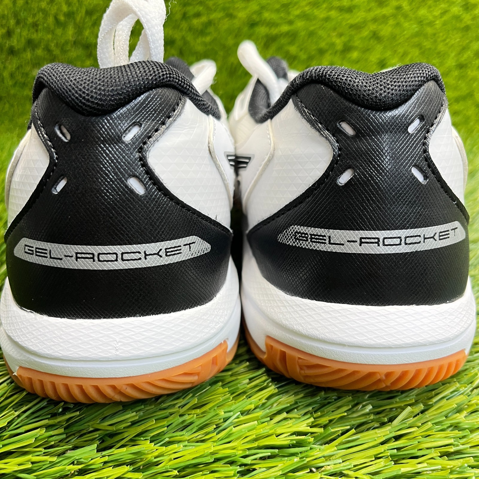 Asics Gel-Rocket 10 Womens Size 9.5 White Black Gum Volleyball Shoes Sneakers