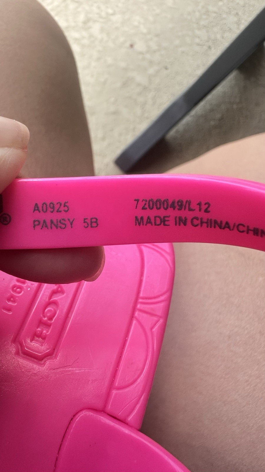 Coach Pier jelly thong sandals Size 5B