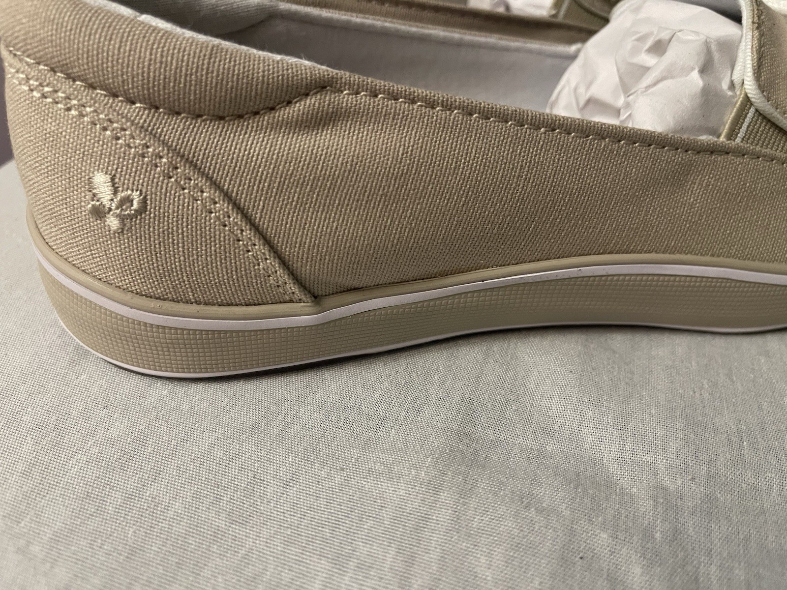 Grasshoppers Women’s Canvas Comfort Cushioned Lace-Up Sneakers Beige 7M