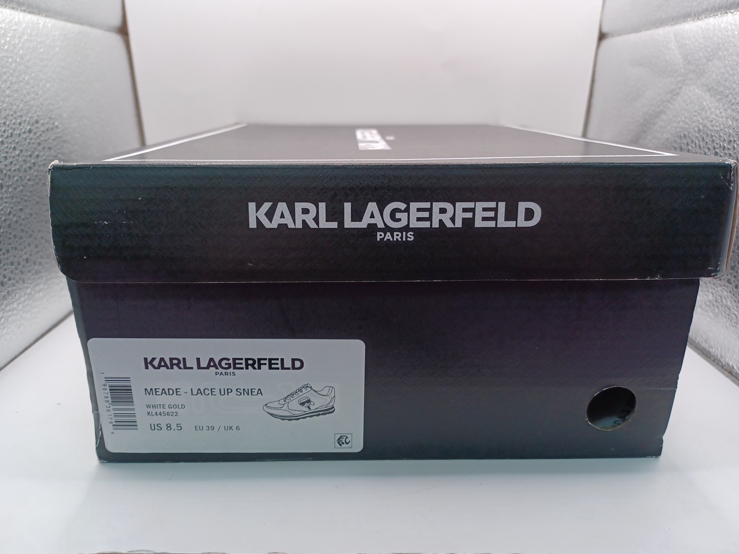 NEW Karl Lagerfeld Paris Meade Lace Up Sneakers Womens Size 8.5 US