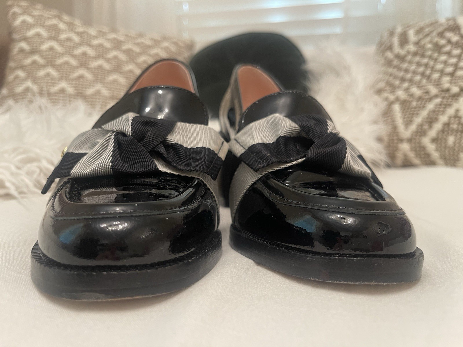 Kate Spade New York Black/Gray Patent Leather Plaid Bow Loafers Women’s 6.5 B