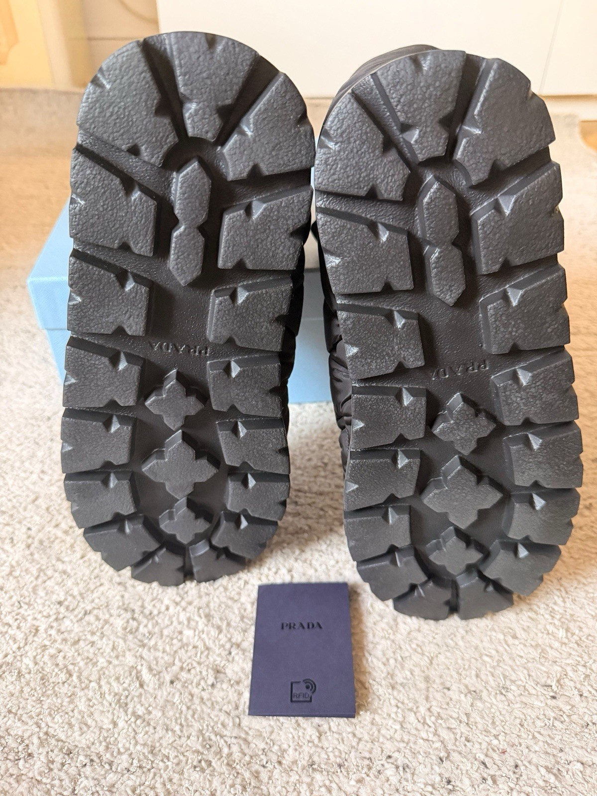 PRADA Milano Women’s Black Quilted Nylon Drawstring Lined Ankle Snow Boot 9.5