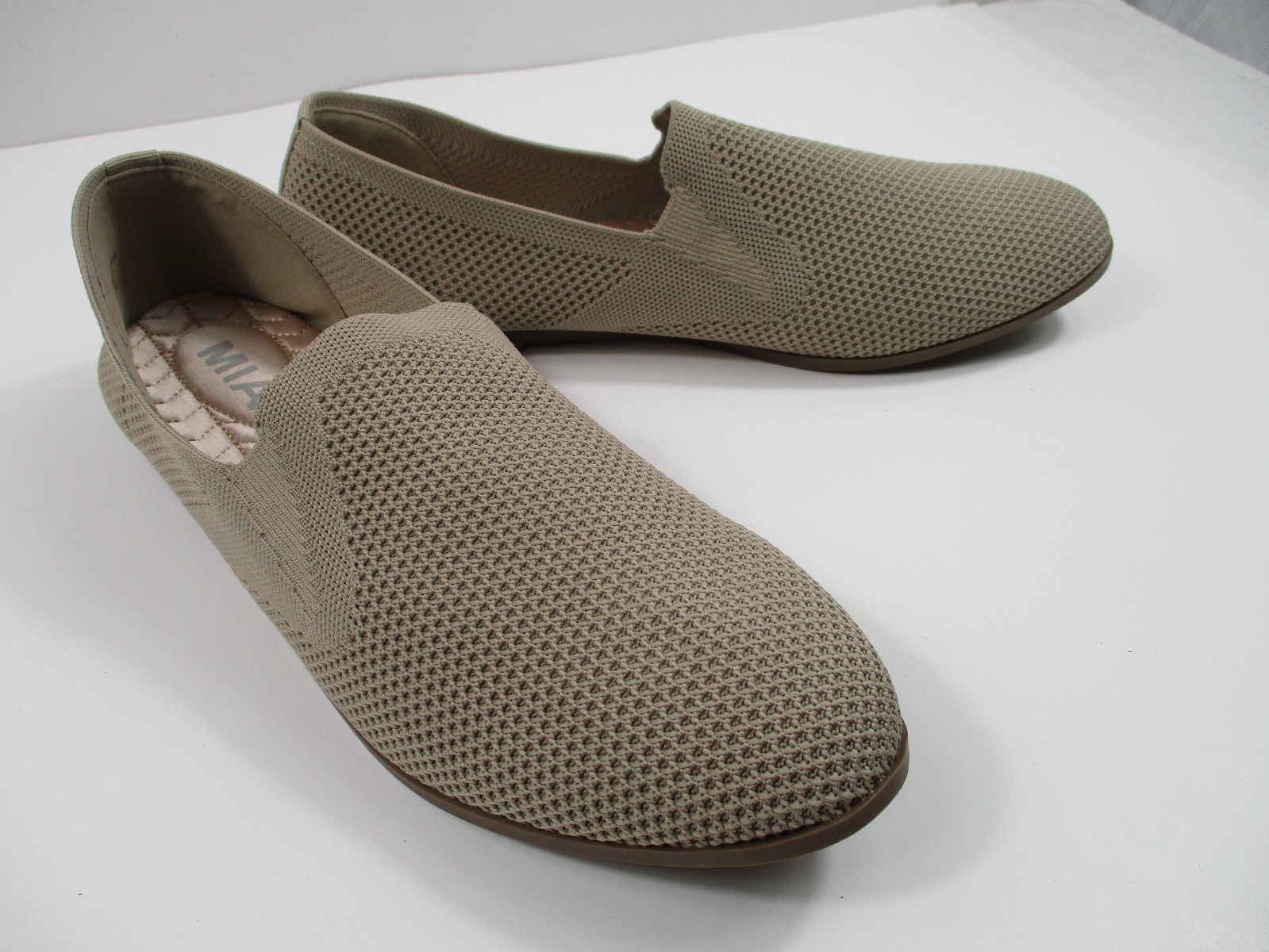 -NEW MIA Daphnie Slide On Textile Loafer Quilted Beige Women’s Shoes Sz 8.5