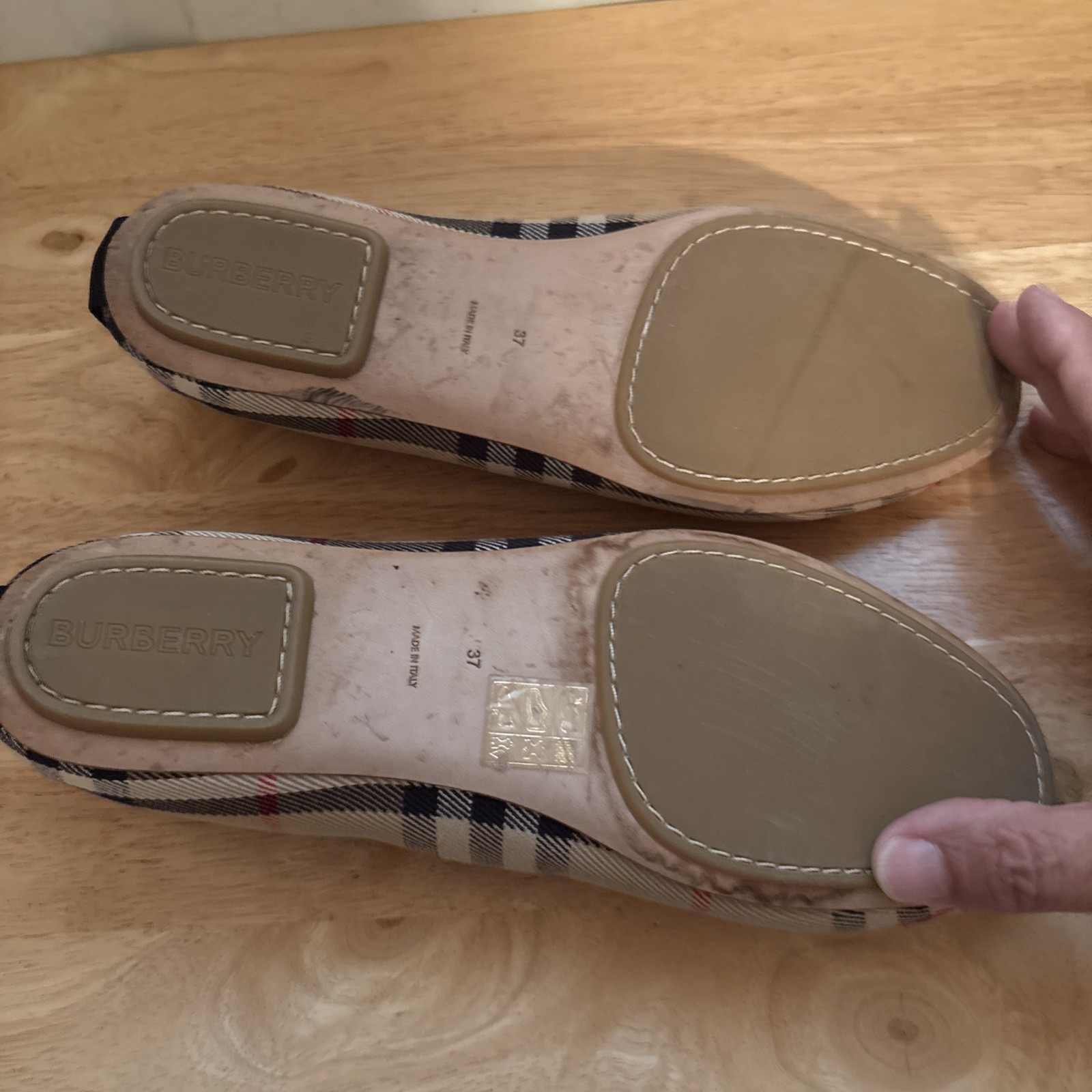 Burberry Women’s Flats Shoes Size EU 37 US 7 Ballet Nova Check