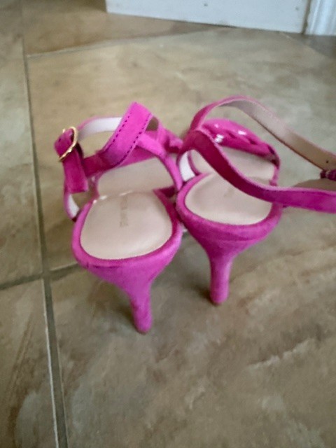 Stuart Weitzman Dancer Twistie 100 Suede Sandal Women’s Pink 7.5