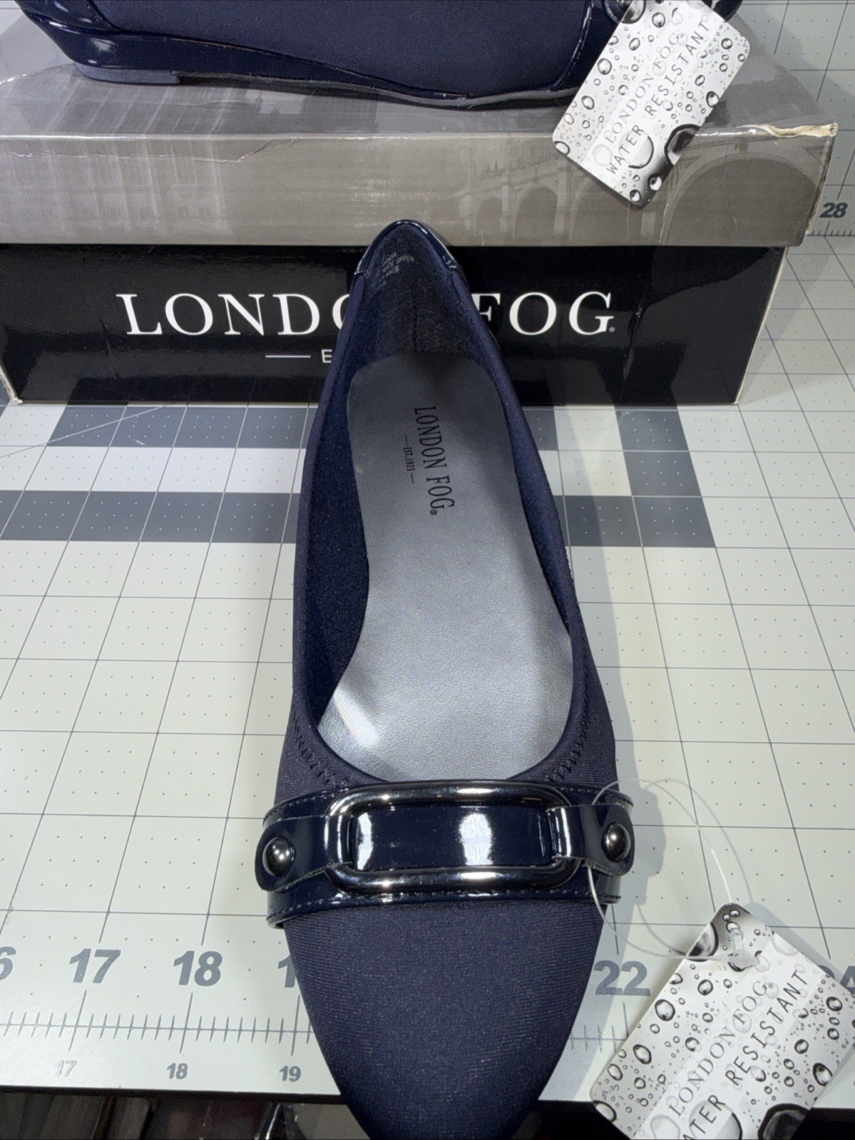 London Fog Chelsea Navy Fabric Flats Size 7.5 ZXK183 New W/ Box Water Resistant