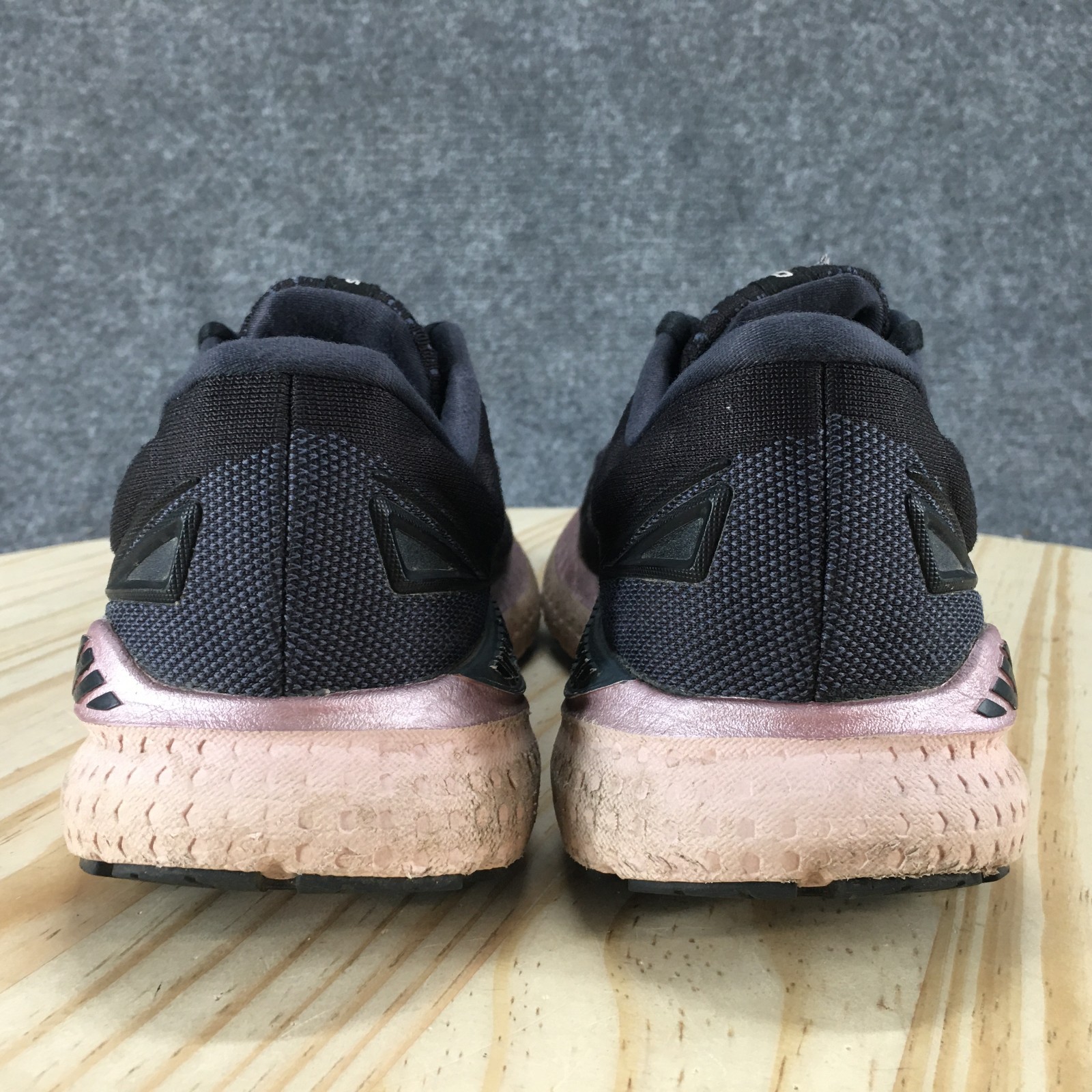 Brooks Shoes Womens 7 Glycerin GTS 19 Running Sneakers 1203441B074 Black Pink