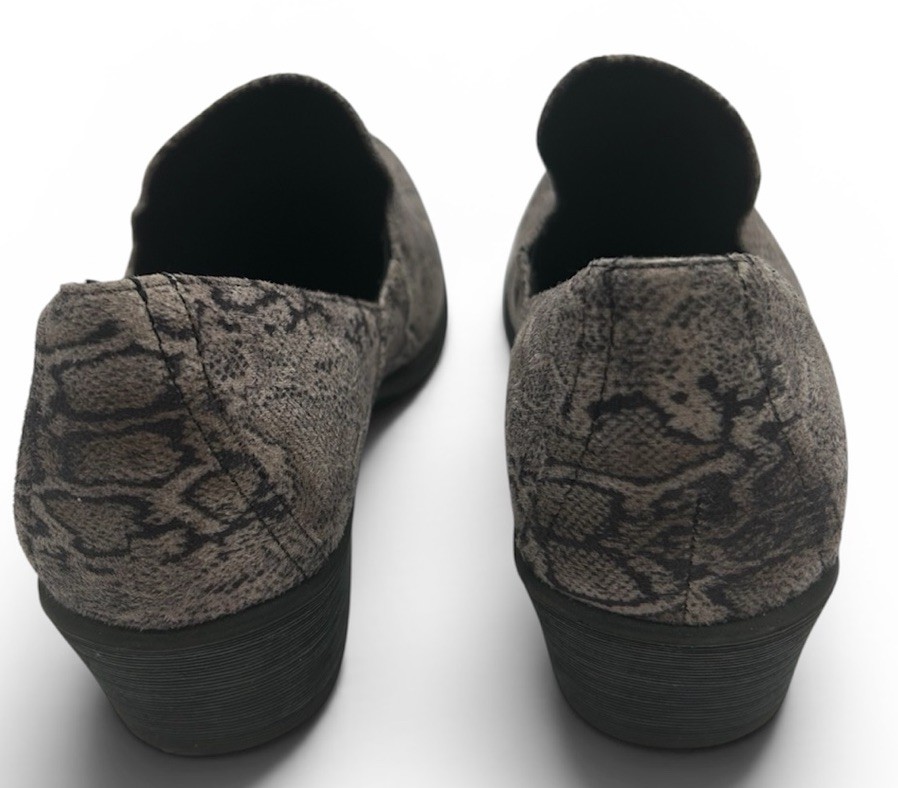 Pierre Dumas Womens Gray Snakeskin Print Venetian Loafers Pointed Toe Flats 8.5