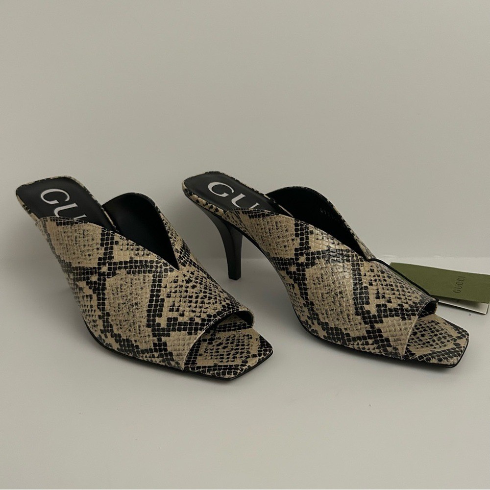 Gucci Beige Avana Python Calf Print Leather Square Open Toe Slip On Mules 36.5