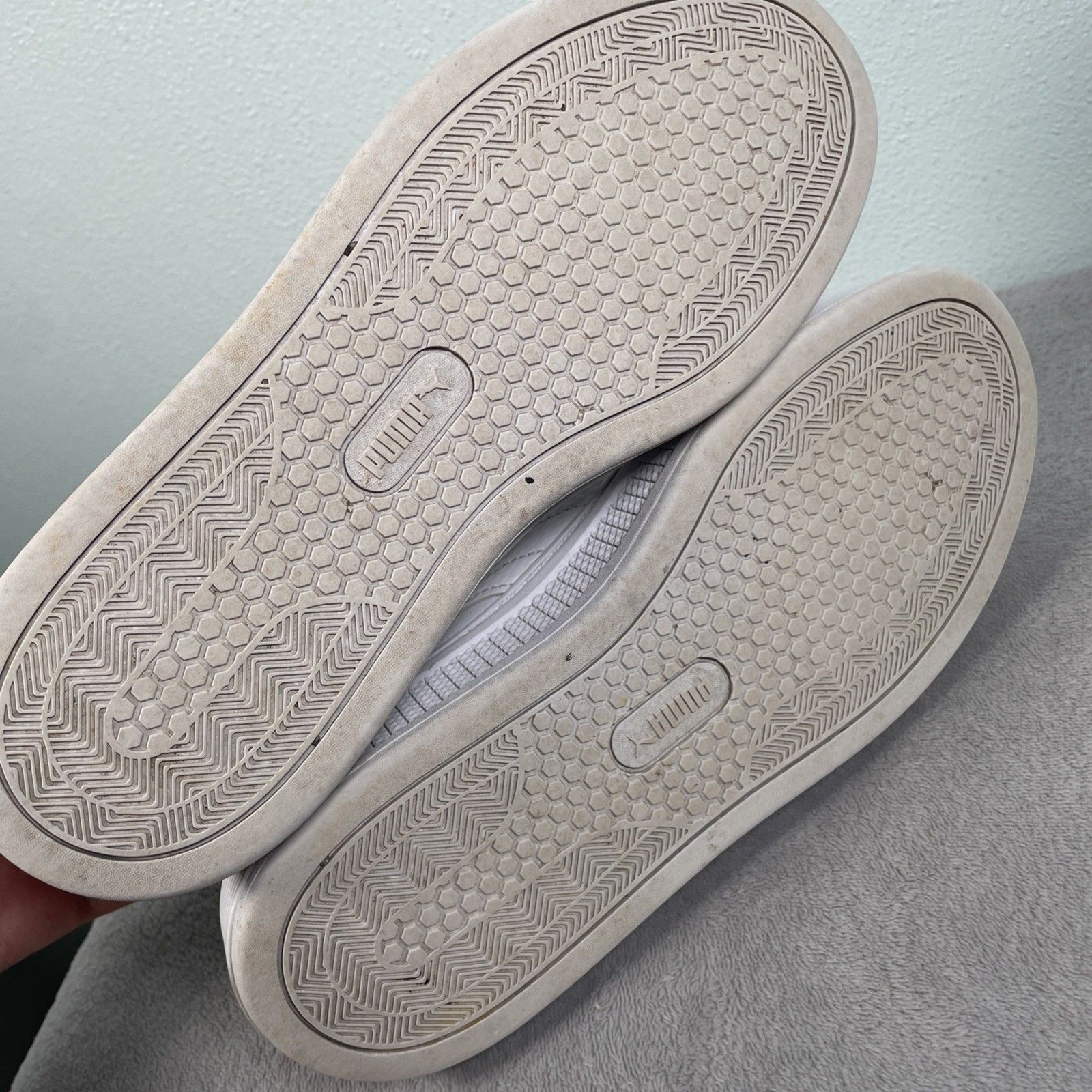 PUMA Women’s Smash Platform v3 Sneakers Size 9 Soft Foam Comfort