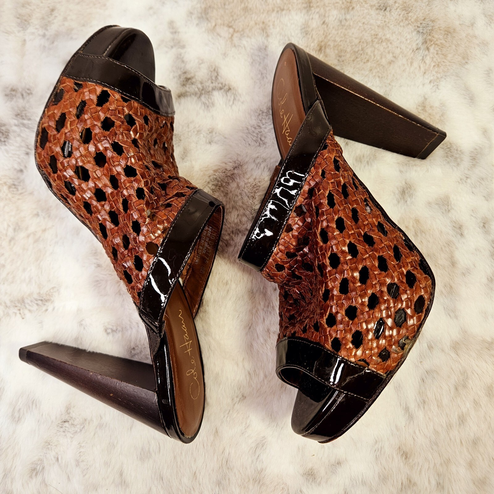 Cole Haan Women’s Brown Leather Woven High Heels Peep Toe 4.25″ Wood Heel D33775