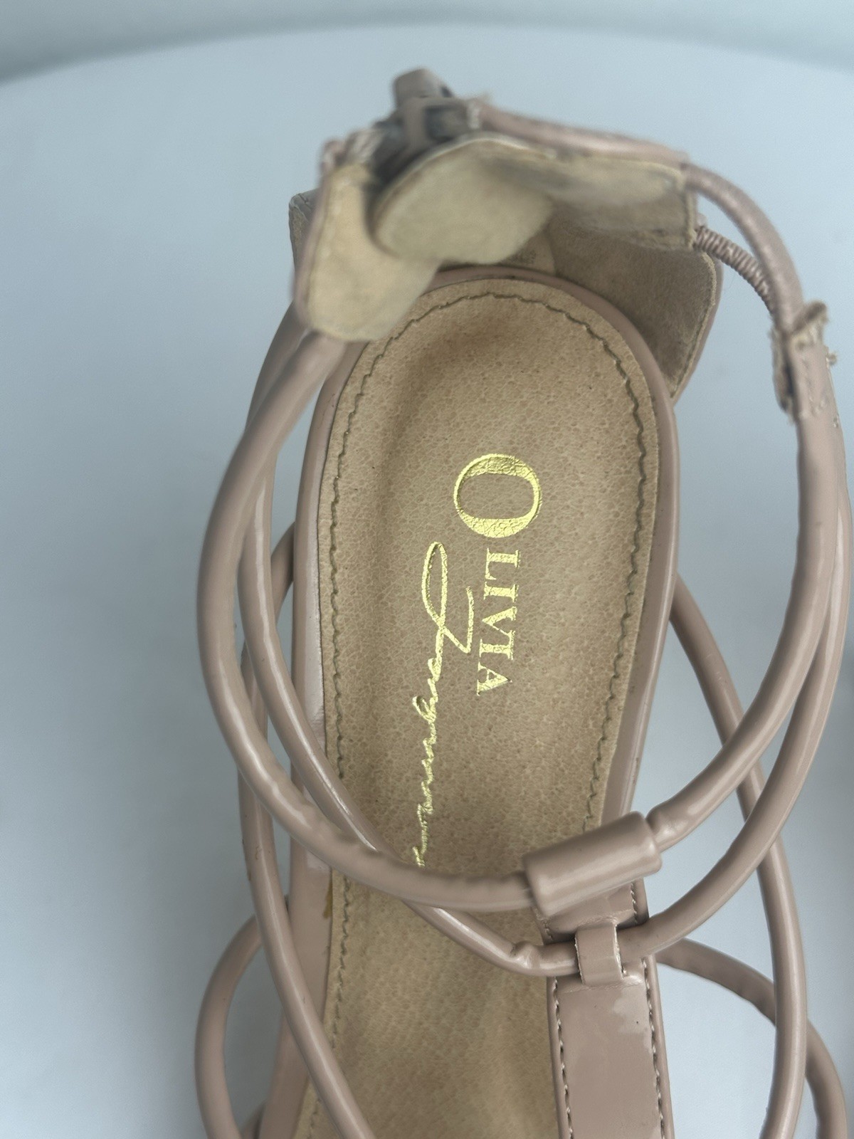 VANiTA Women’s Beige Patent Leather Strappy Pointed Toe Stiletto Sz 8