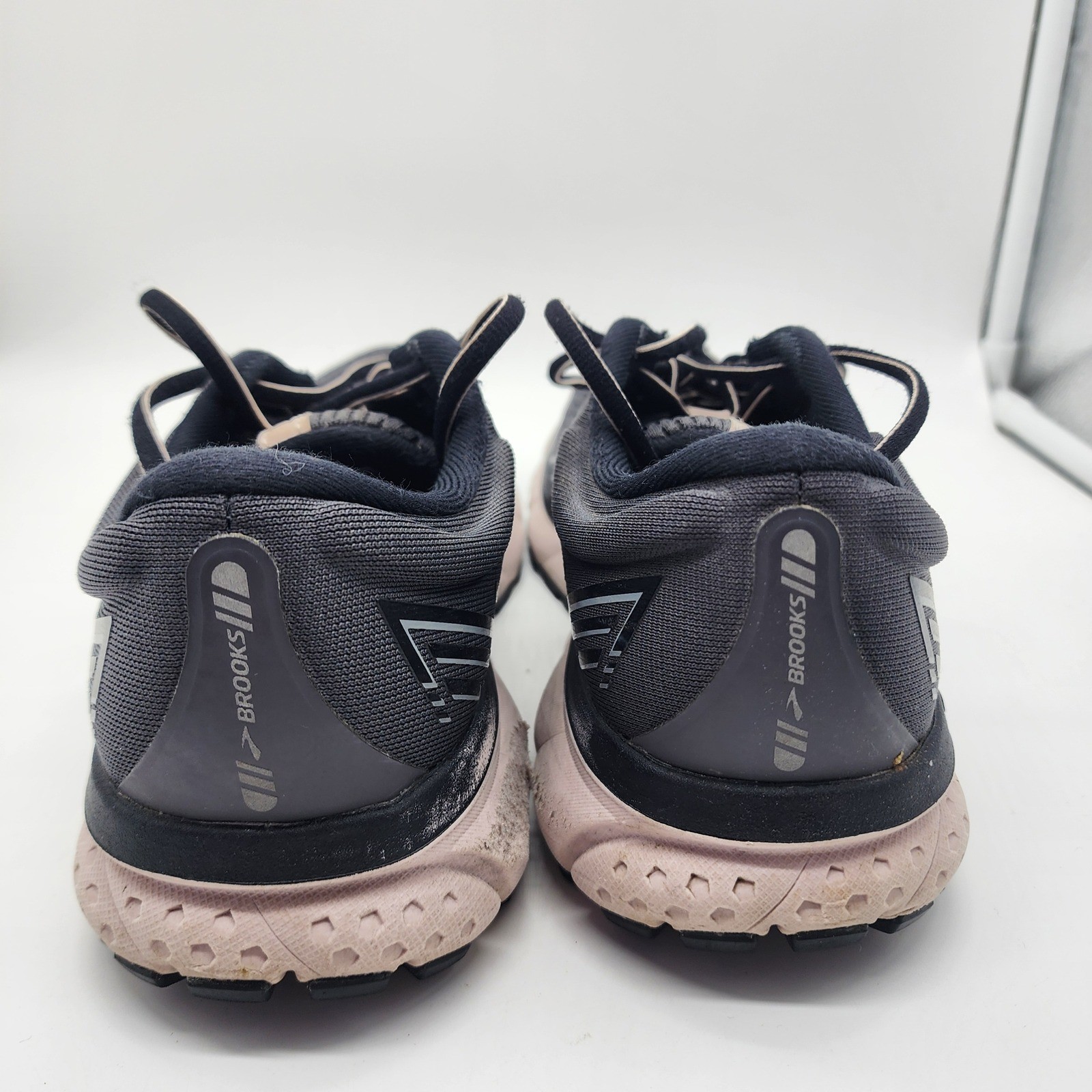 Brooks Ghost 13 Womens 8.5 Narrow 2A Grey Pink Running Shoes 1203382A062 Sneaker