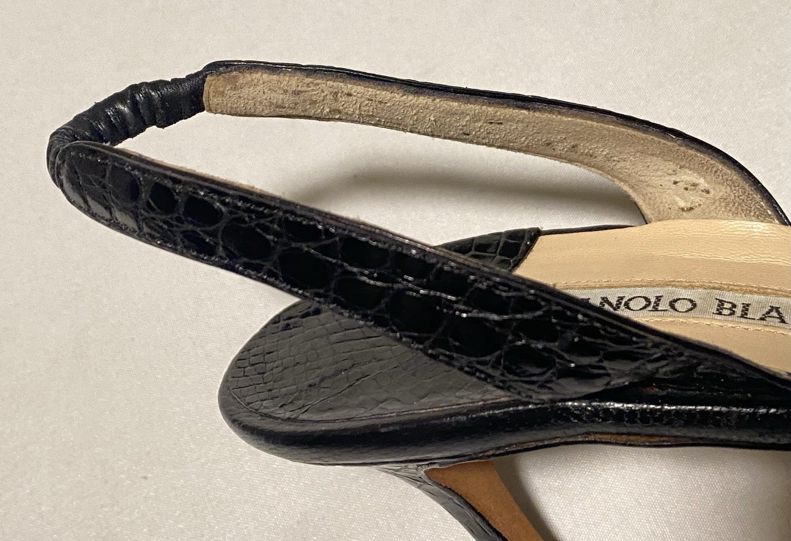 Manolo Blahnik Carolyne Crocodile Black Slingback Women Heel Shoe EU39/US9 $5400