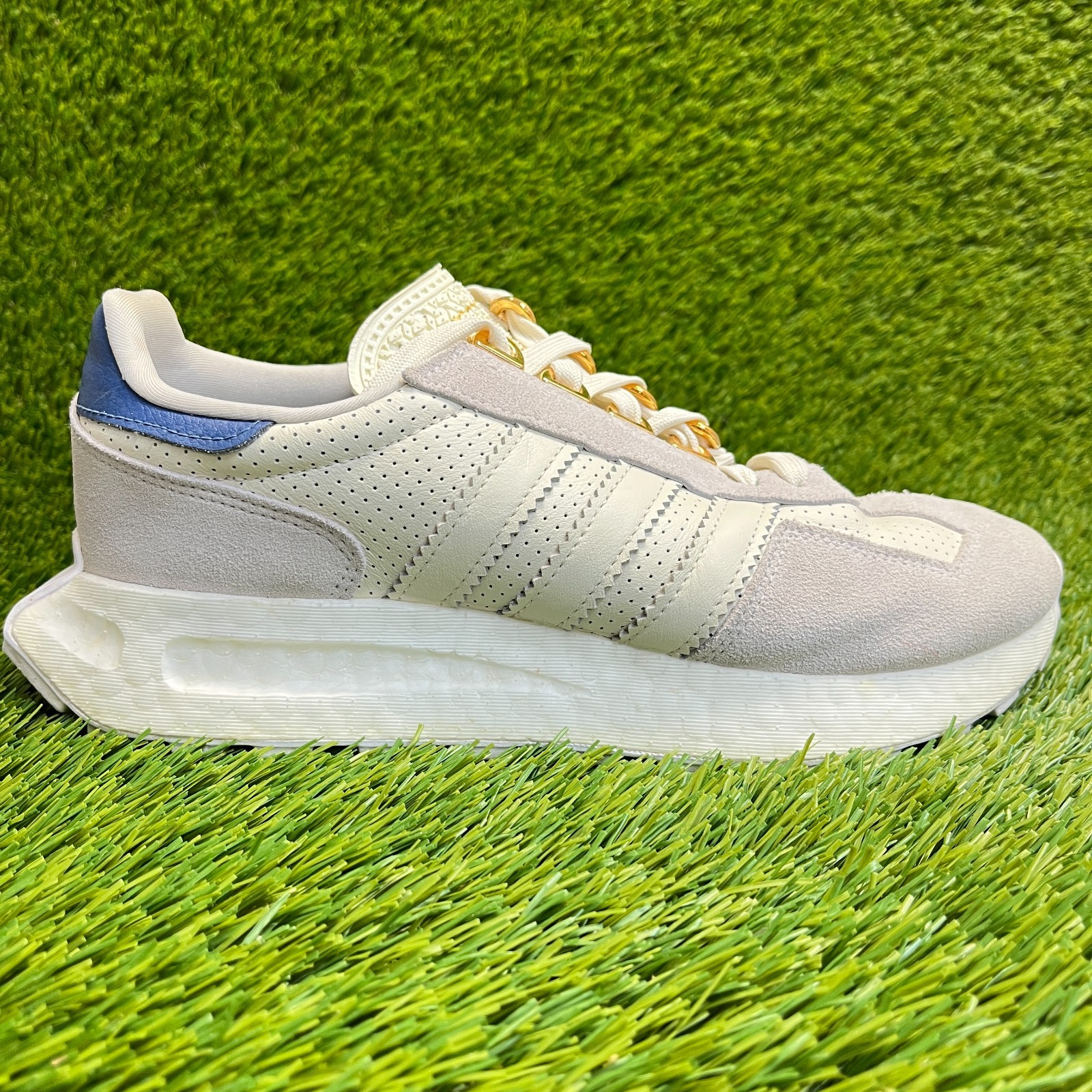 Adidas Retropy E5 Womens Size 8.5 Off White Gray Athletic Running Shoes Sneakers