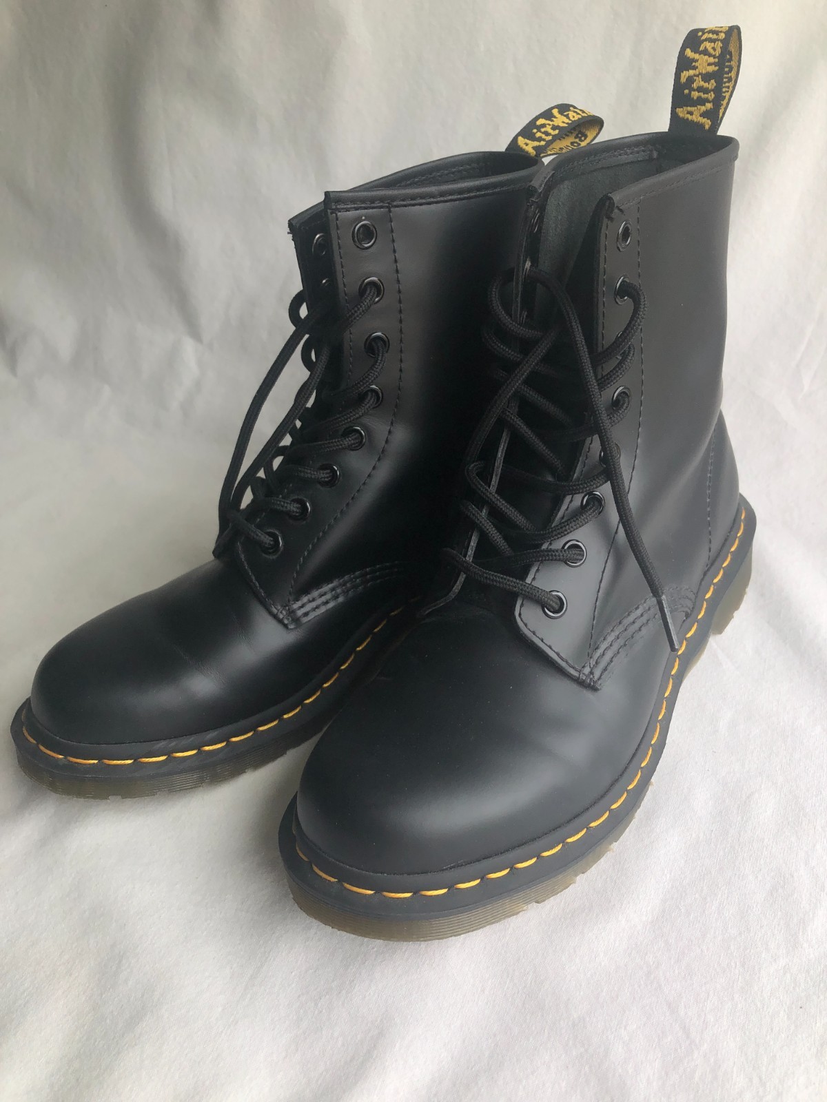 Dr. Martens Pascal 1460 Virginia Leather Boots for Women Size US 8 Black