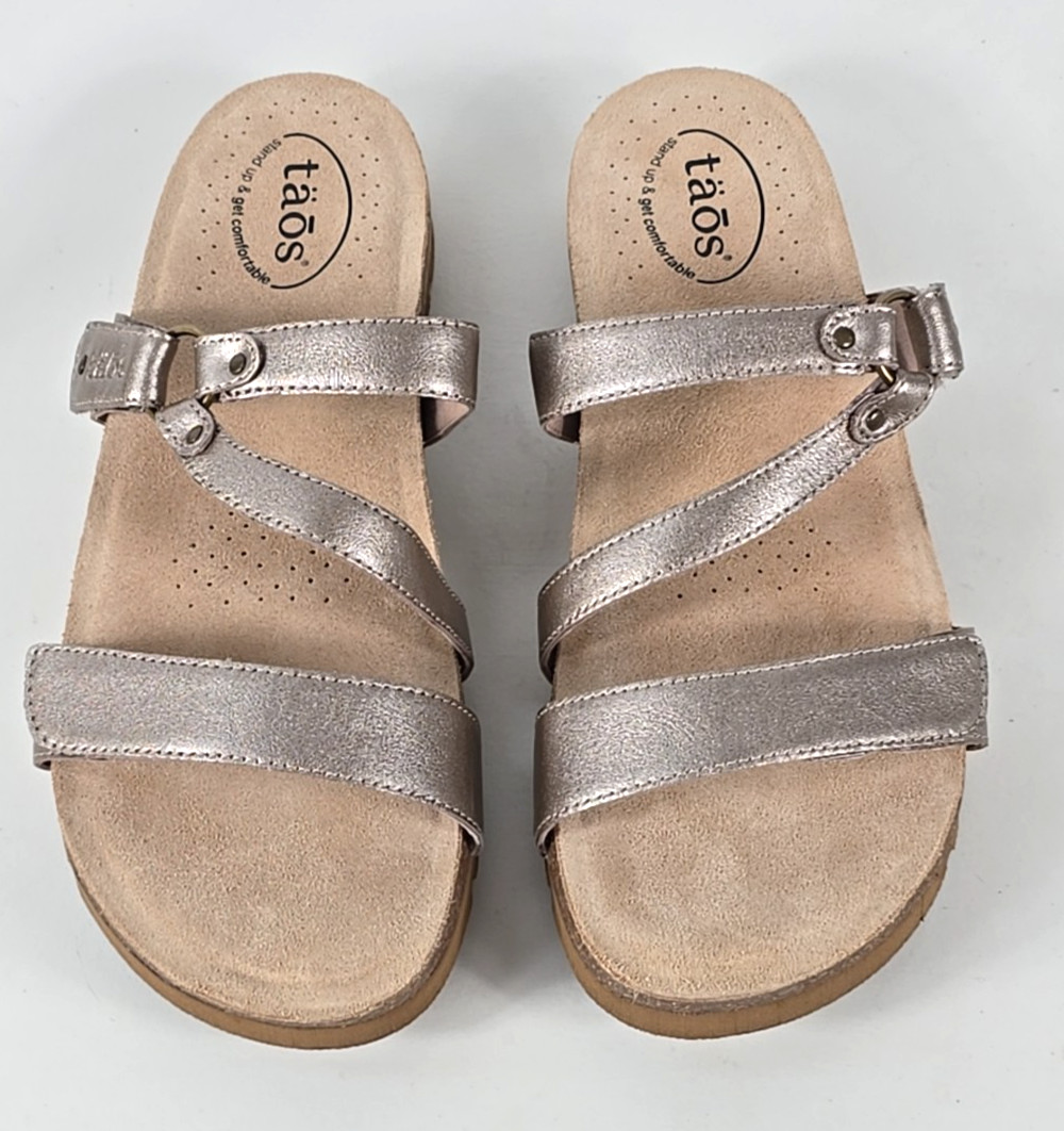 LKNW! – Taos Womens RINGSLIDE Champagne Metallic Leather Strappy Sandals Sz 11