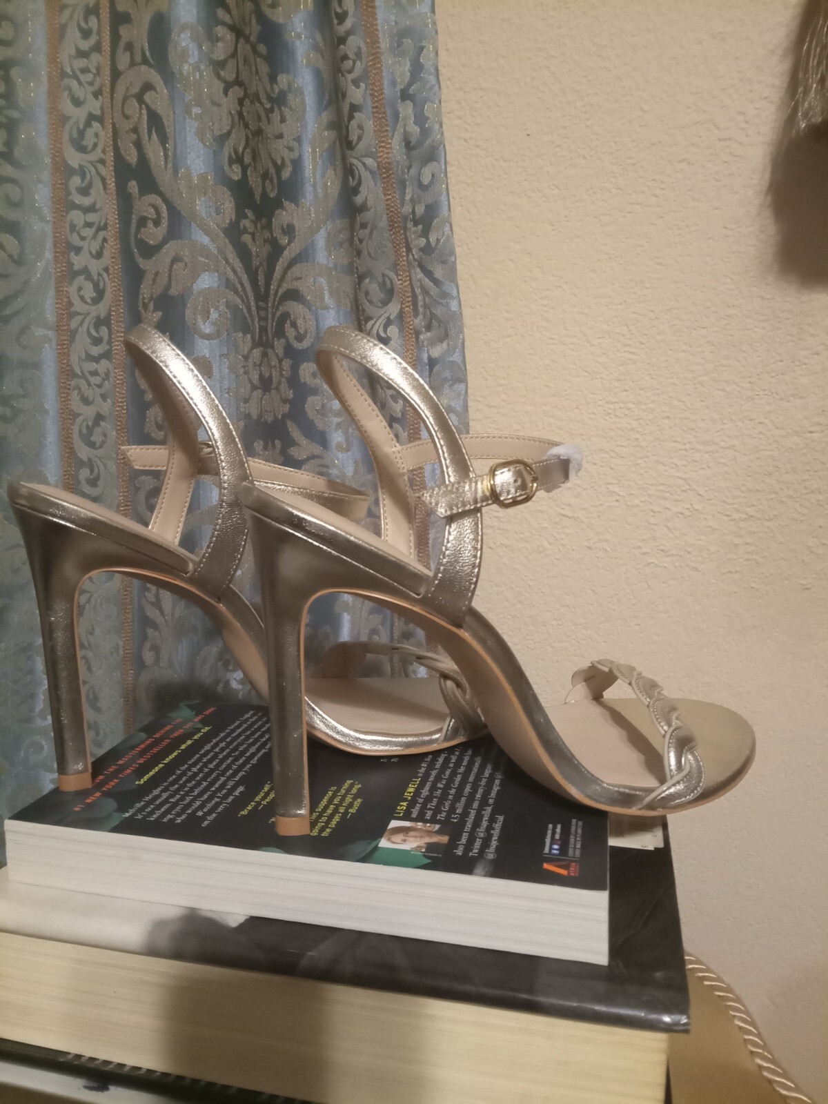 Stuart Weitzman Twistie Sandal Leather Ankle Strap High Heels Size 9.5 $295