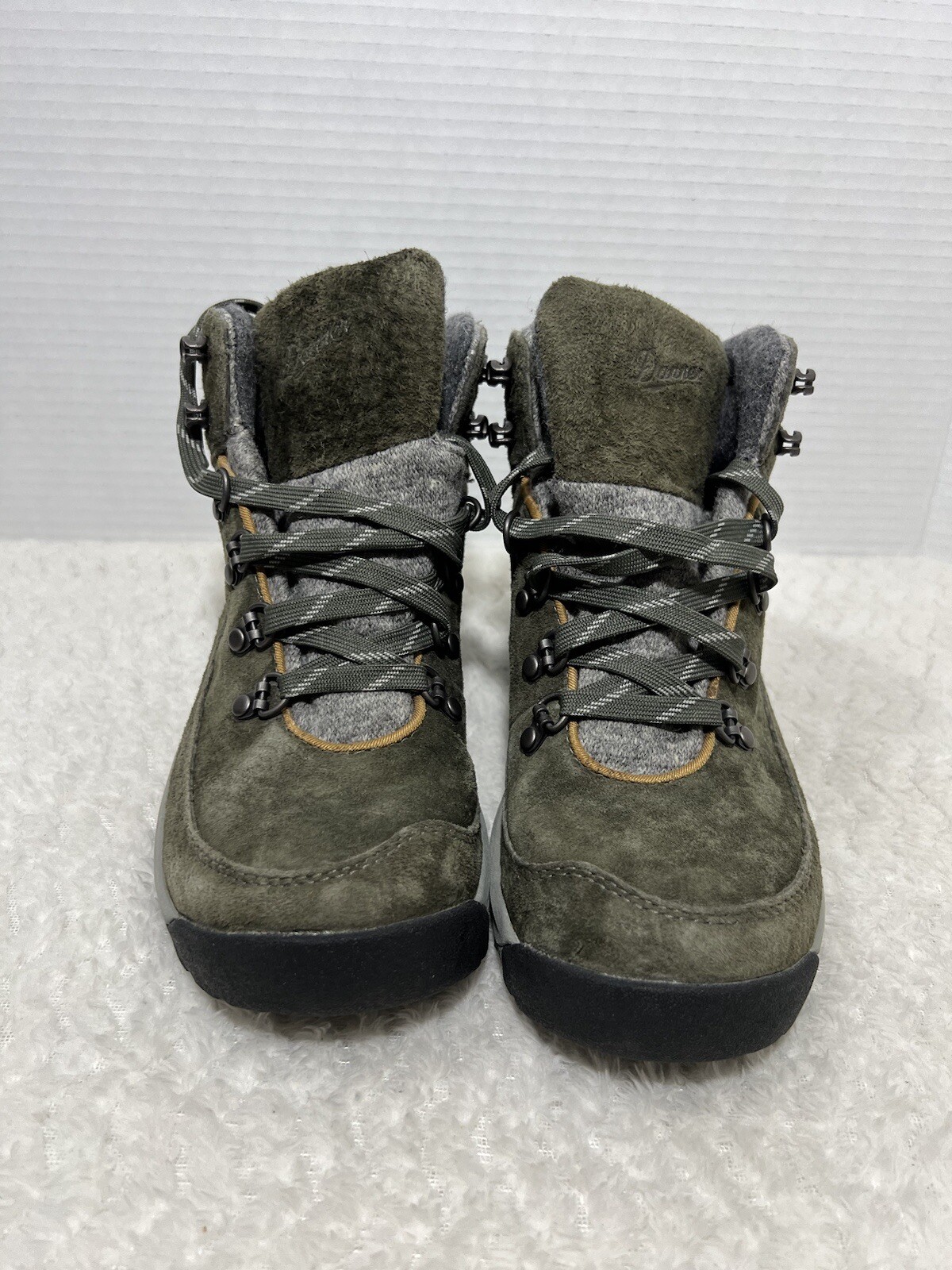 DANNER Adrika Sienna 30131 Womens Sz 6 Military Green Suede Leather Hiking Boots