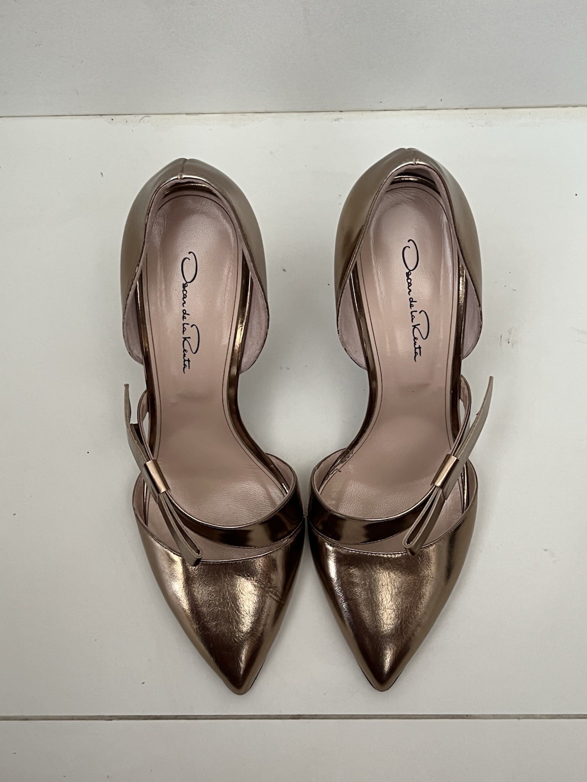 Oscar de la Renta Copper Bow-Detailed Specchio Leather Fauna Pumps