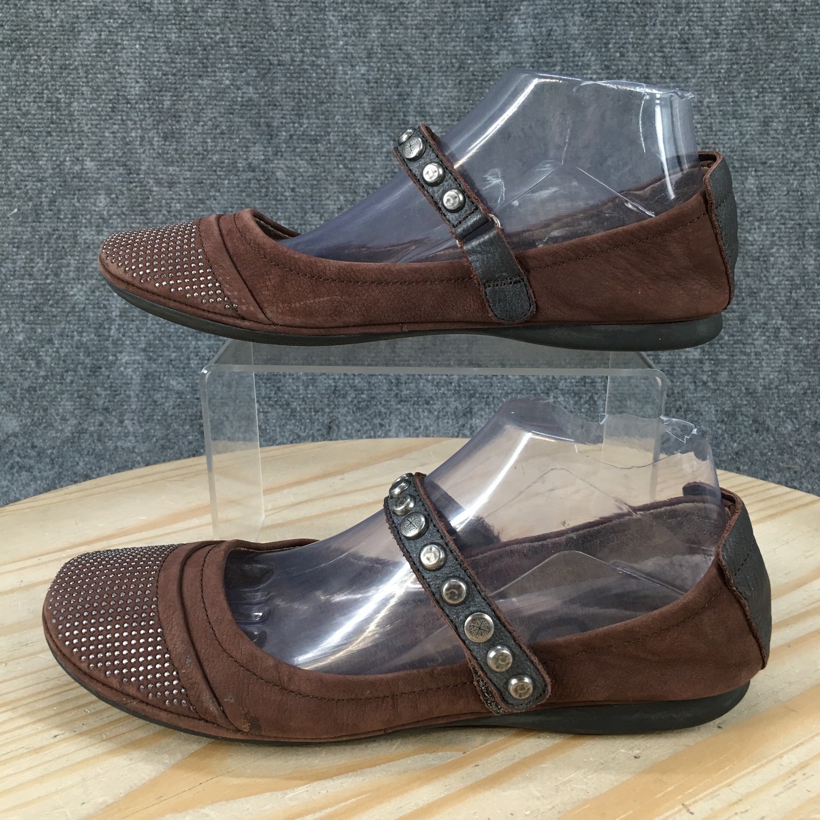 OTBT Protestor Shoes Womens 9 M Mary Jane Slip On Flats Studded Leather BrownOTB