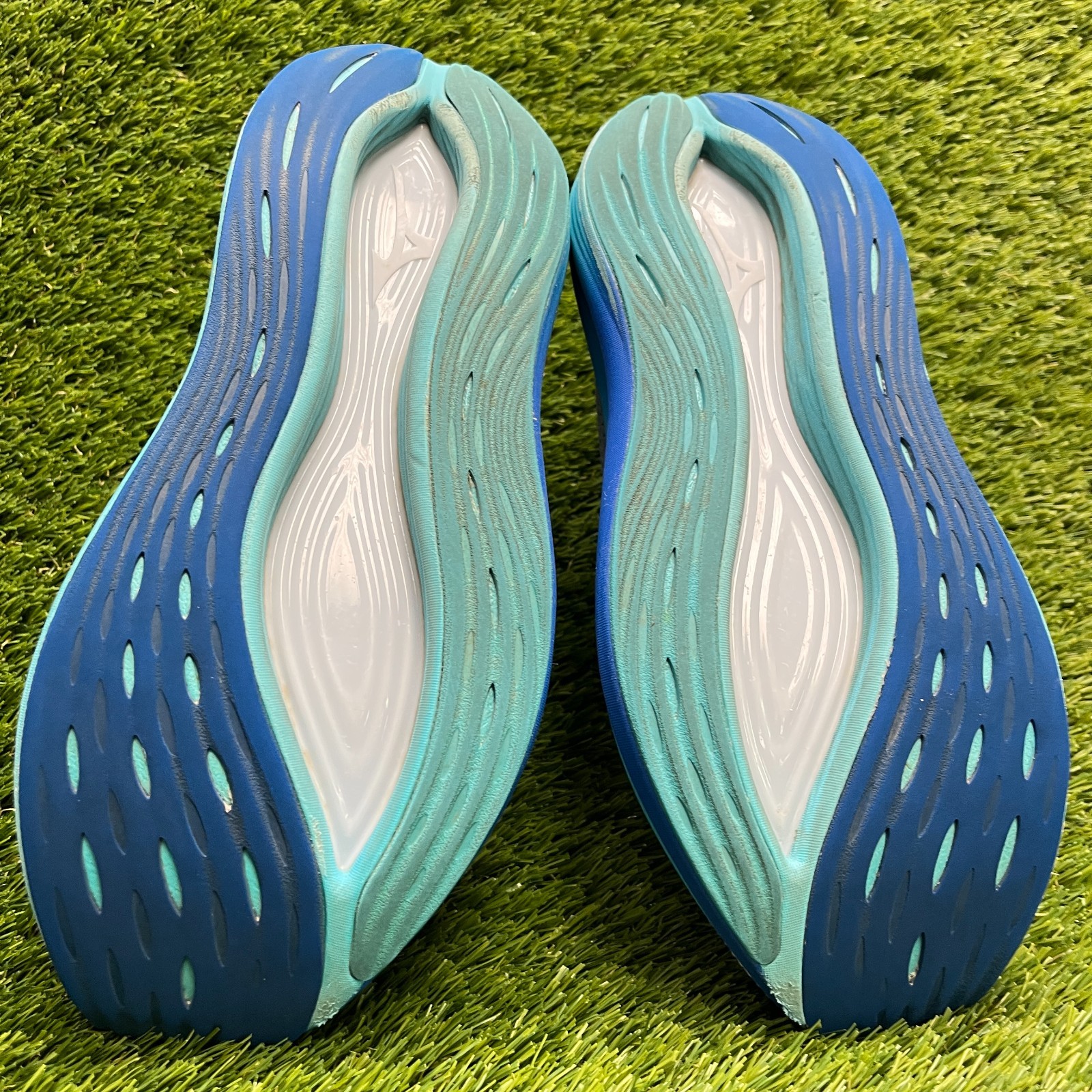 Mizuno Neo Vista Womens Size 10 Gray Blue Athletic Road Running Shoes Sneakers
