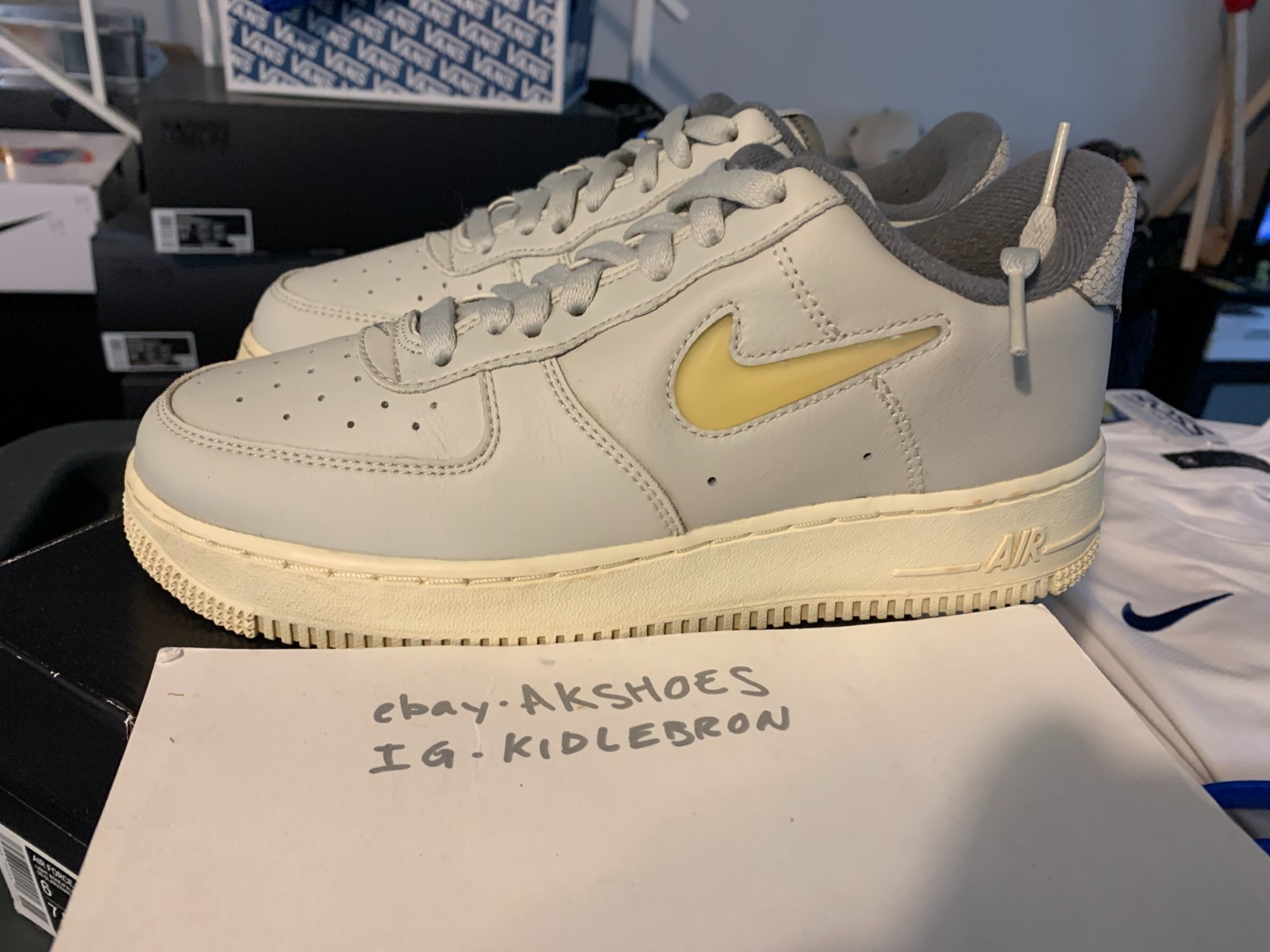 Womens 7.5 Nike Air Force 1 Low ’07 LX Light Bone Pale Vanilla Jewel DC8894-001