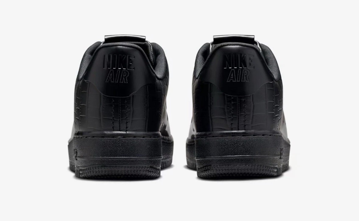 IF3201-001 Nike Air Force 1 Low Made in Italy Black W12.5/M11 New