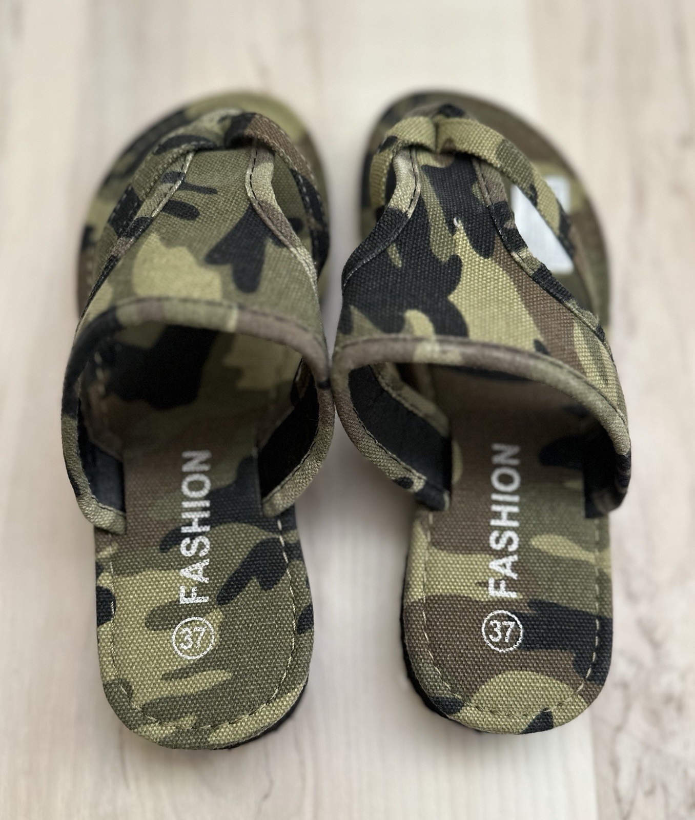 Camo Print T-Strap Sandals – Size 7 – New with Tags