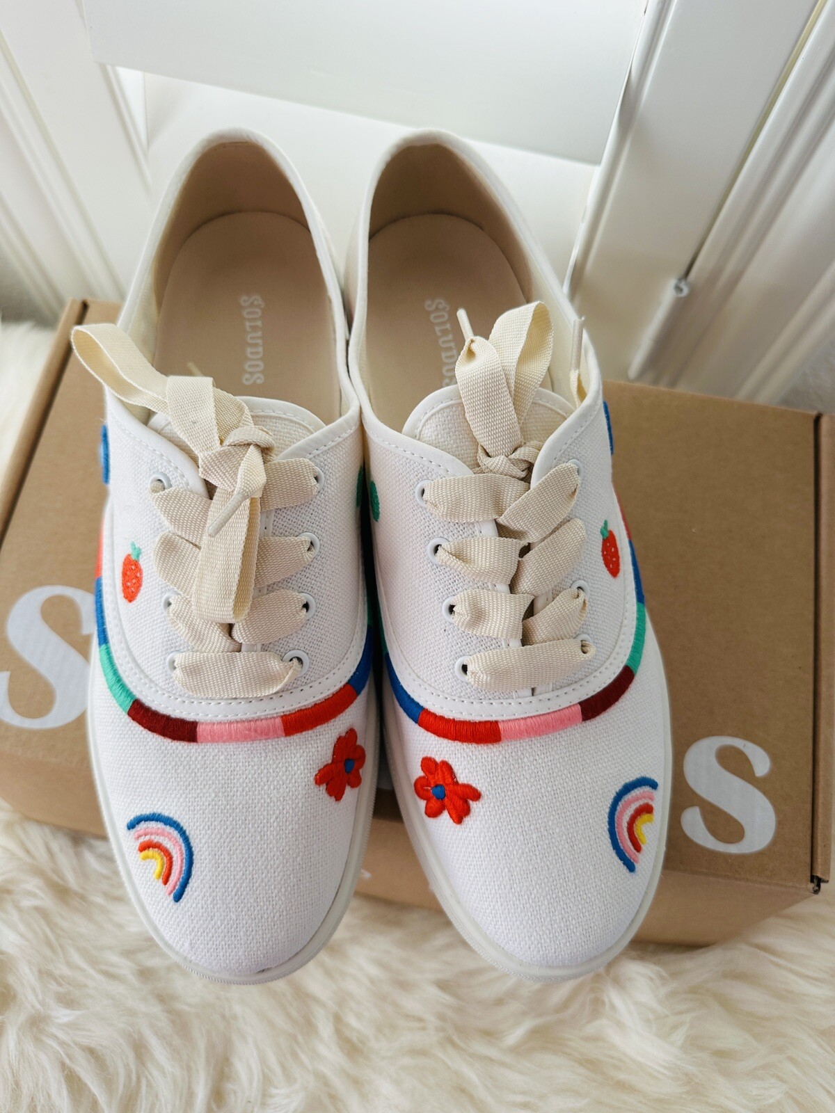 NIB Soludos Marin Flora Embroidered Organic cotton White Sneaker Size US 11/41.5