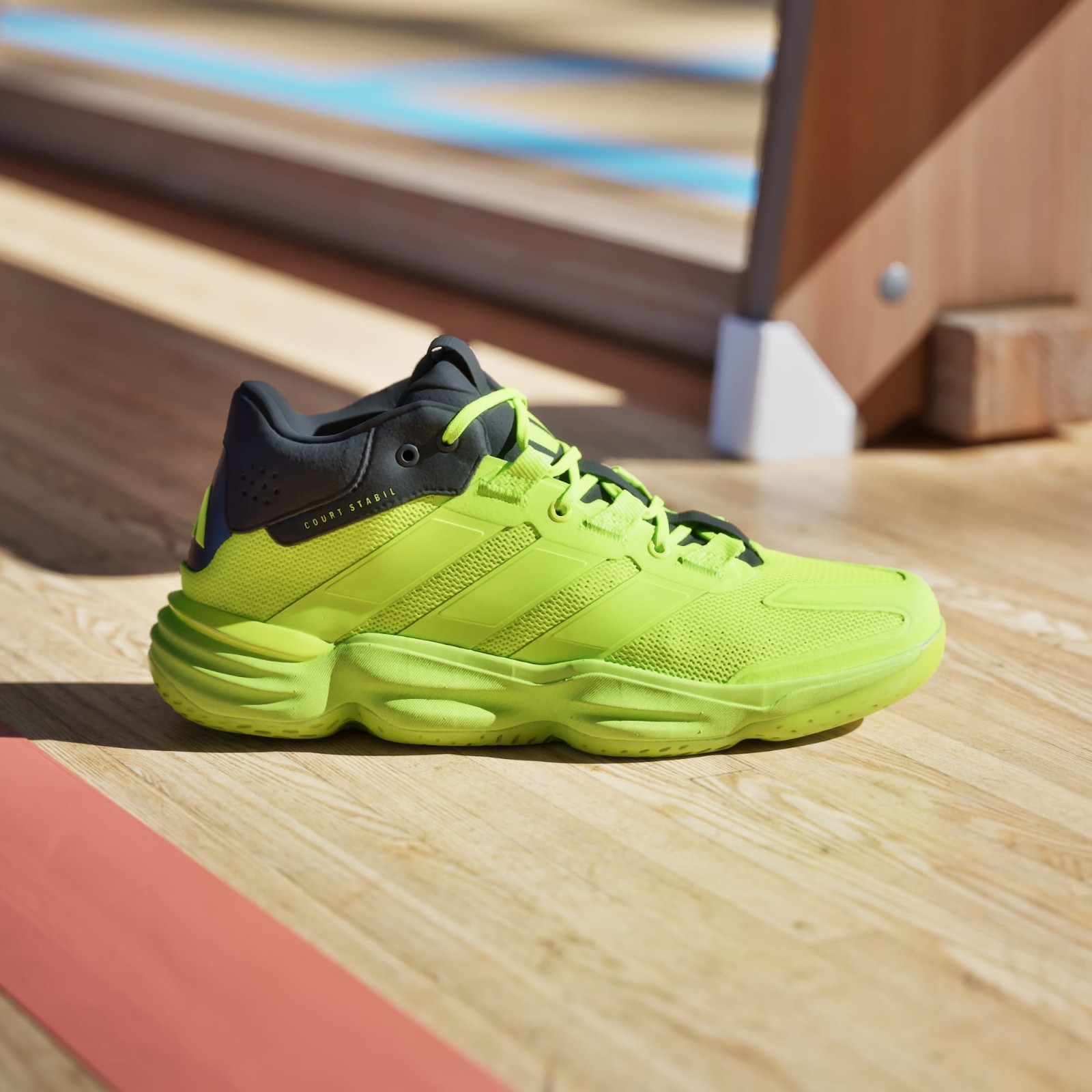 adidas Court Stabil Indoor Shoes support & ventilation Lemon sneackers M9/ W10