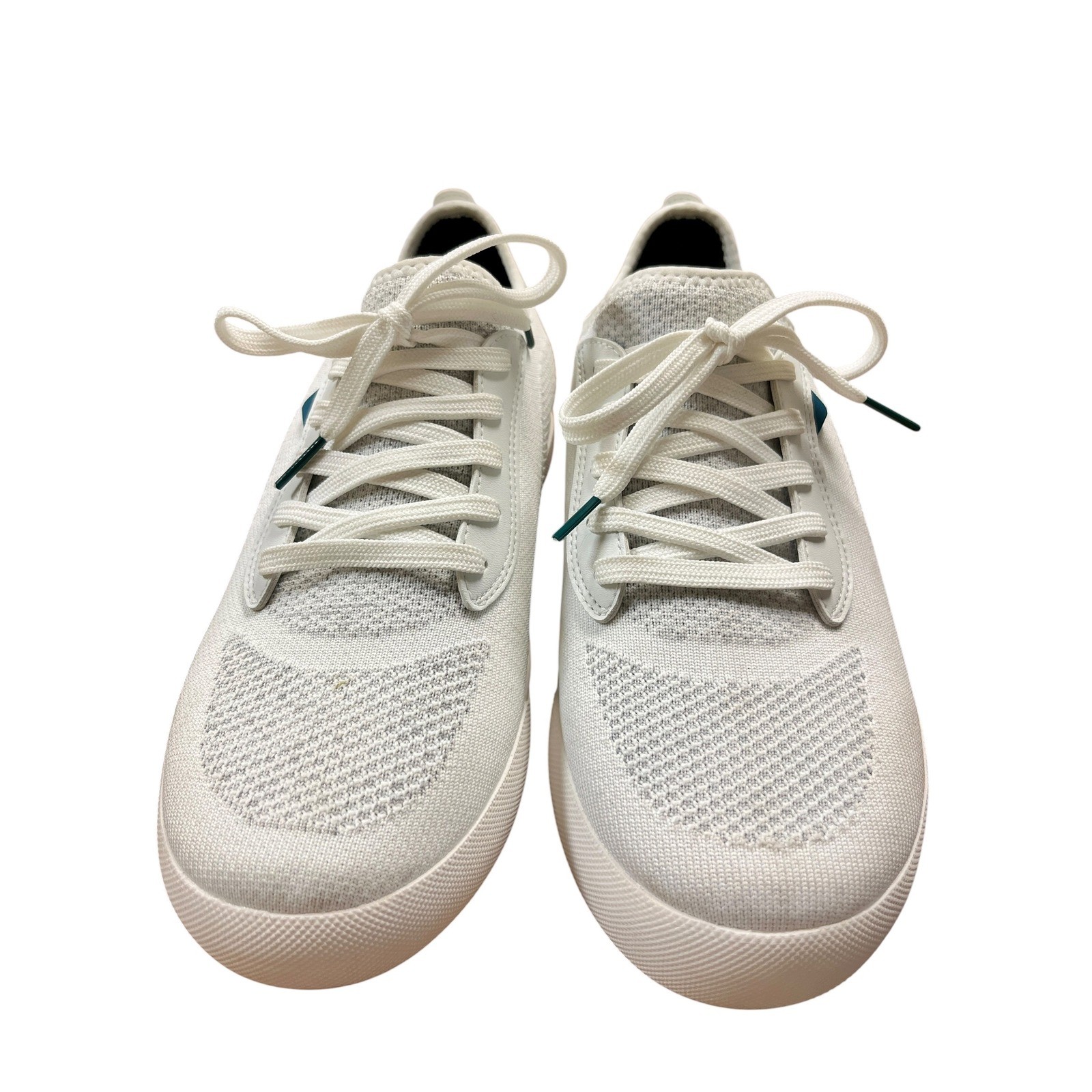 VESSI Weekend Sneaker Sz 9 White Waterproof Knit Comfort Travel Vacation Euro