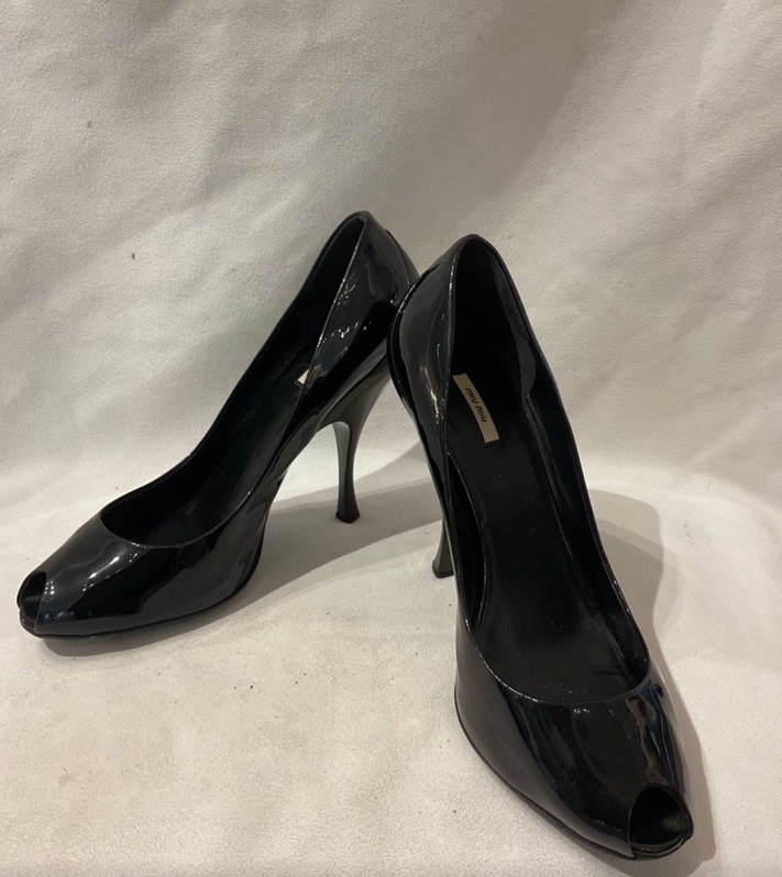 Miu Miu Black Patent Leather Peep Toe Stiletto Heels Size 7.5Excellent Condition