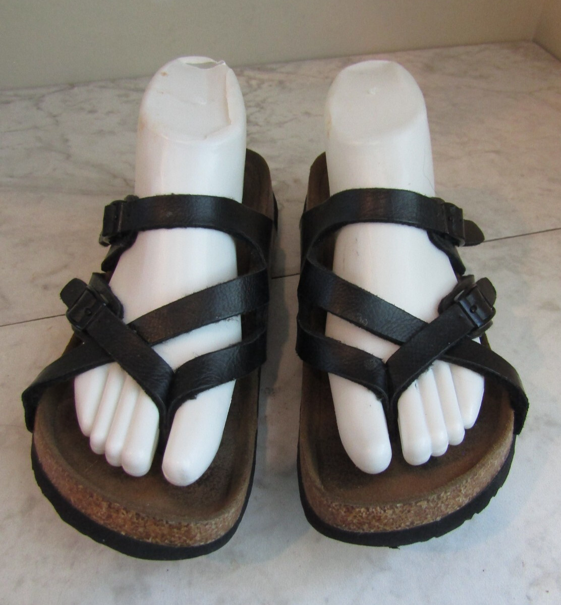 Aerotho Black Strappy Buckle Man Made Thong Sandal Shoes Women’s size 9 EU 39