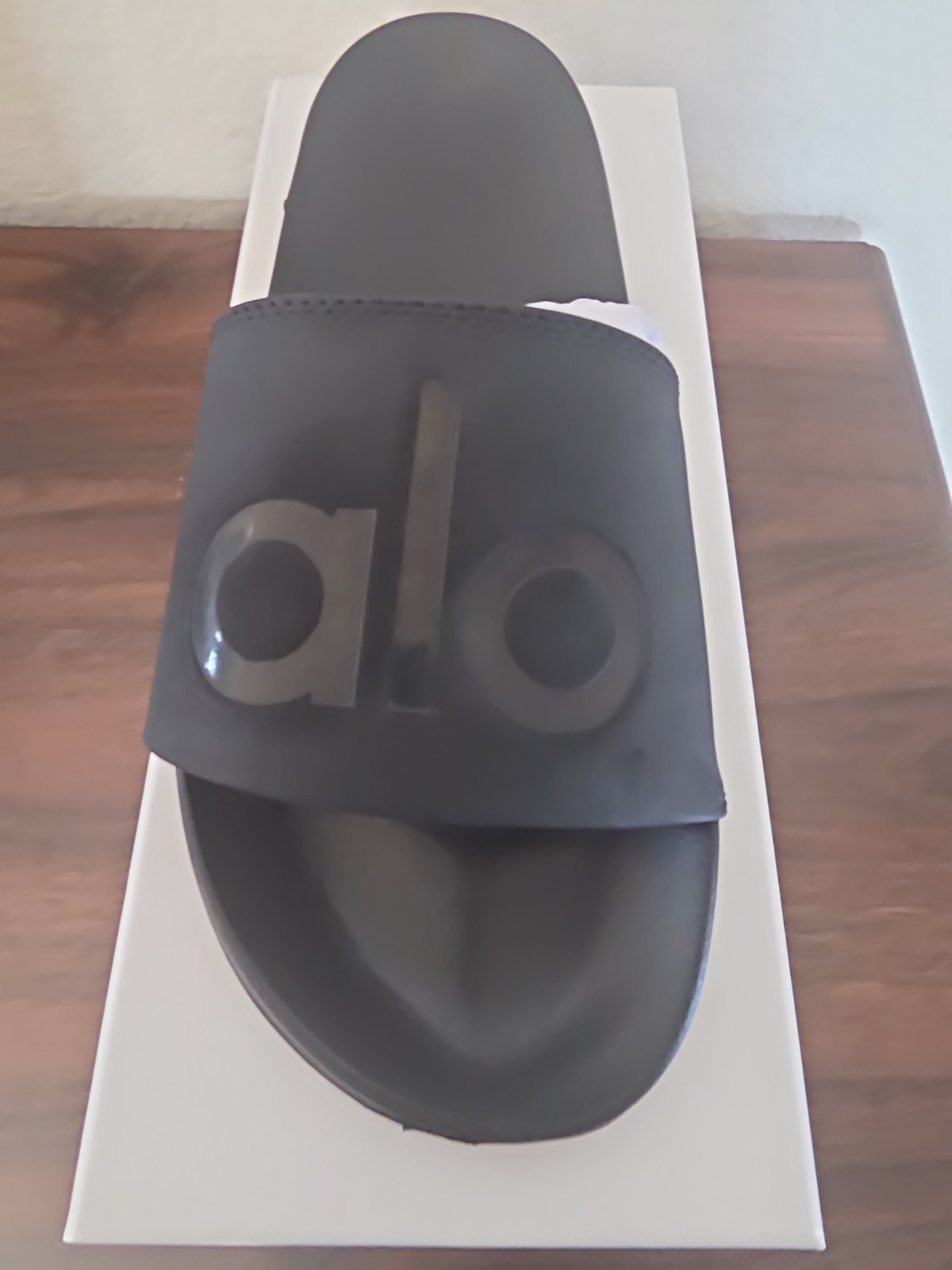 Alo Yoga The It Slide 2 Black/Black Size 8 W7108R New With Box #2
